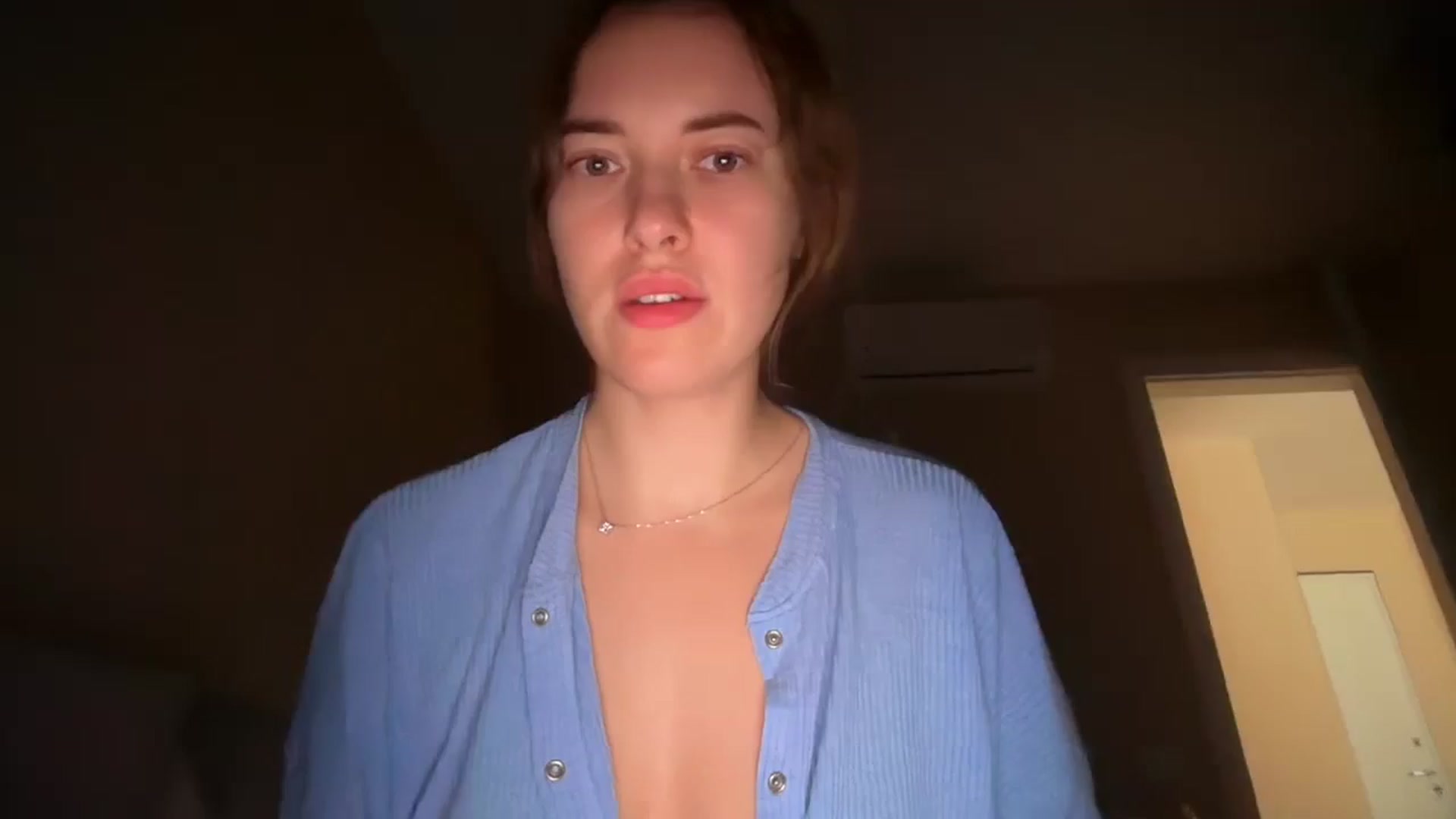 Gallery image thumbnail from SkySunFlower's myfreecams stream on, 12/05/2025, 10:33 image 9 of 20
