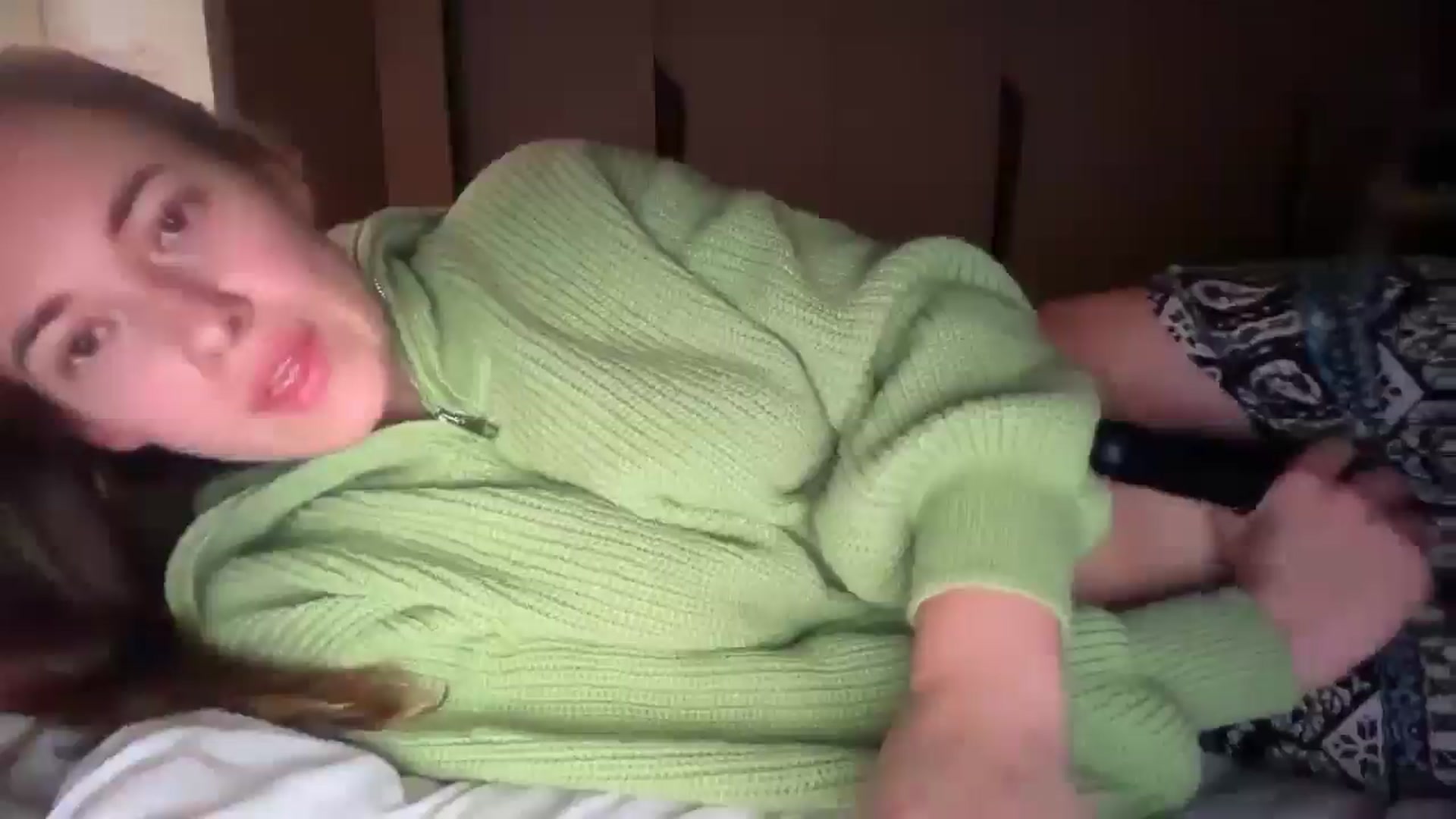 Gallery image thumbnail from SkySunFlower's myfreecams stream on, 12/13/2025, 13:07 image 8 of 20