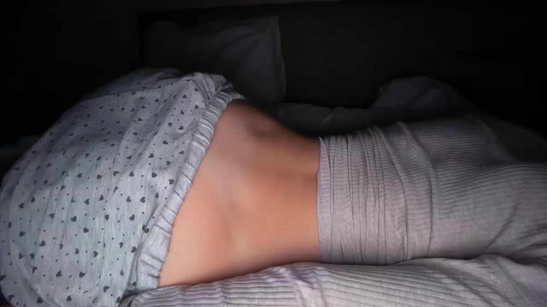 Gallery image thumbnail from SkySunFlower's myfreecams stream on, 12/13/2025, 15:19 image 17 of 20