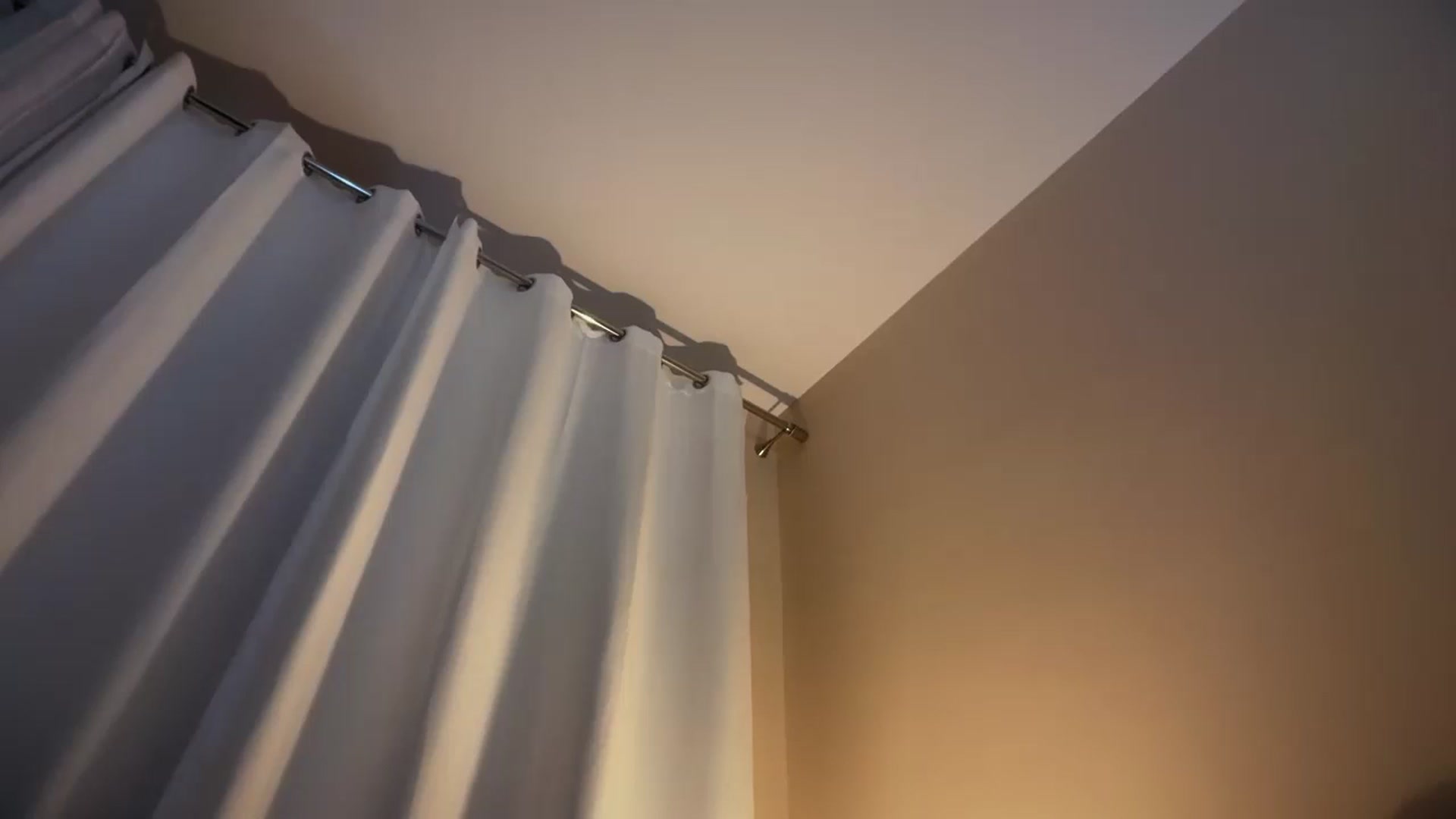 Gallery image thumbnail from SkySunFlower's myfreecams stream on, 12/16/2025, 03:56 image 8 of 20