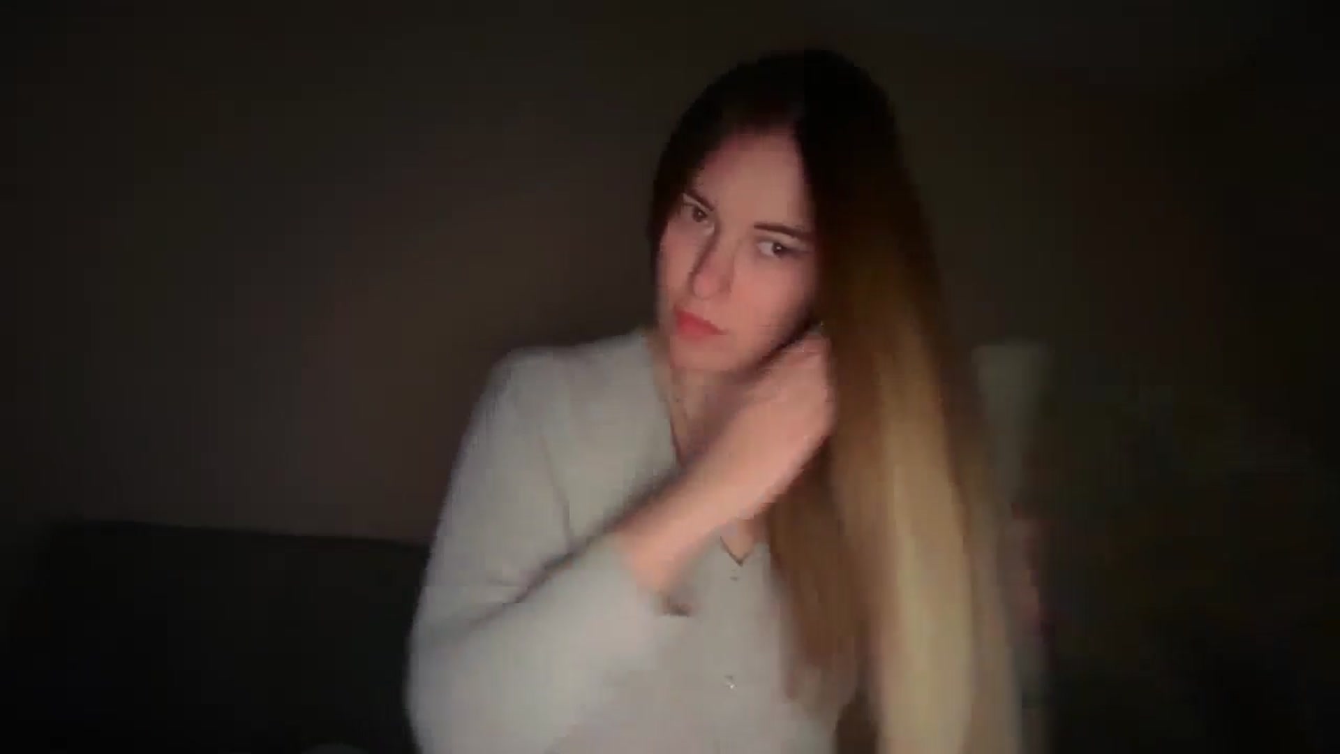 Gallery image thumbnail from SkySunFlower's myfreecams stream on, 12/25/2025, 09:16 image 2 of 20