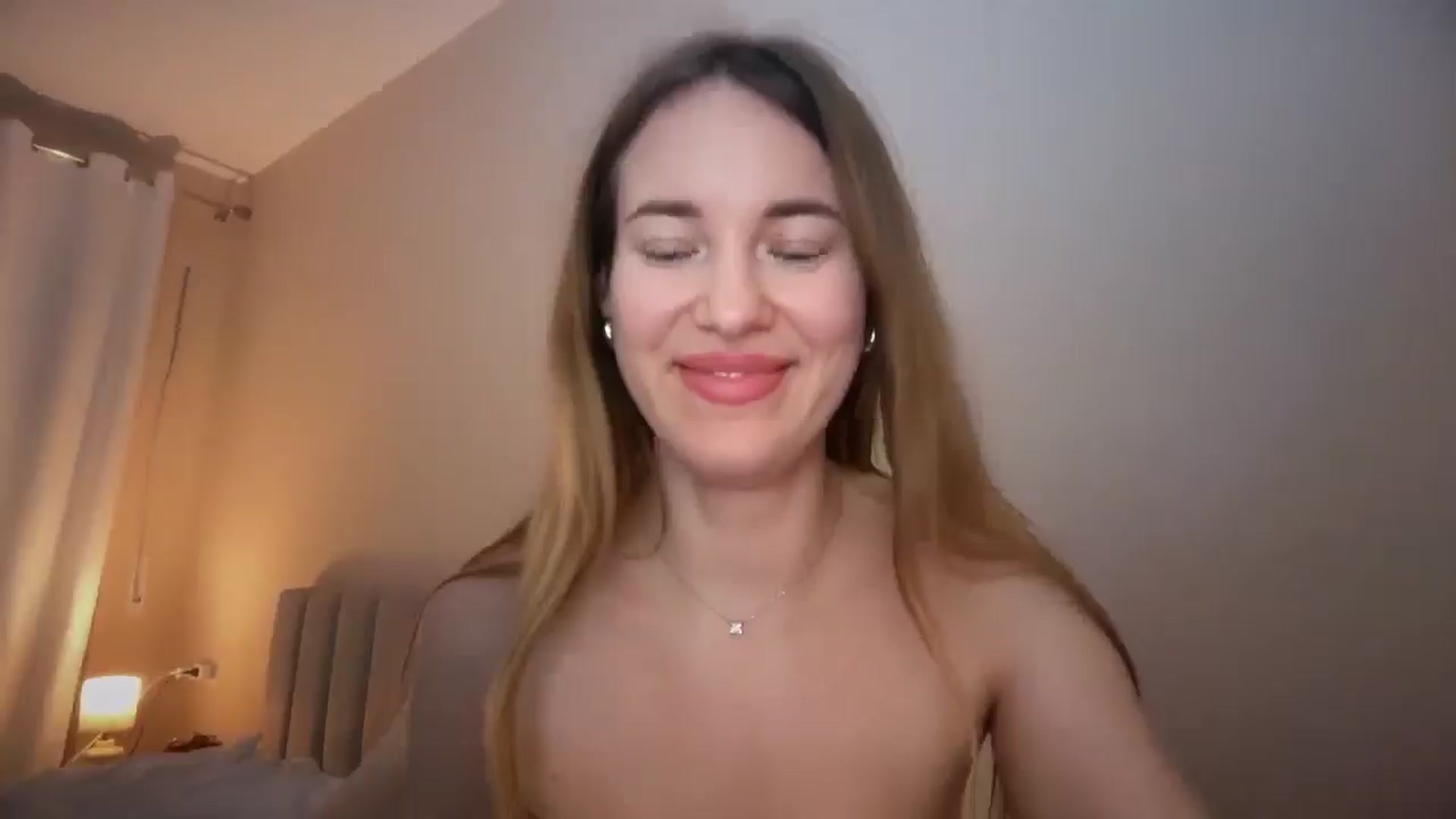 Gallery image thumbnail from SkySunFlower's myfreecams stream on, 12/26/2025, 05:24 image 8 of 20