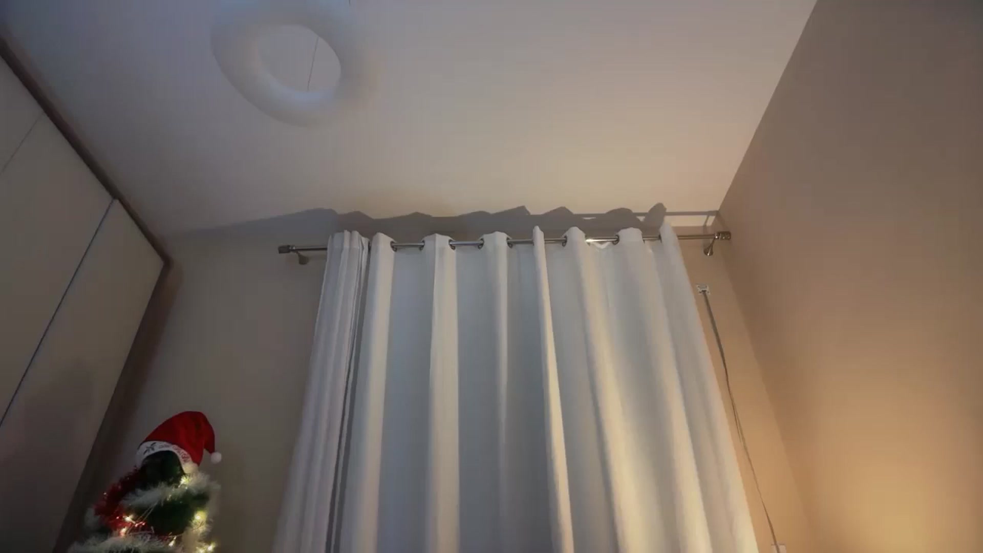 Gallery image thumbnail from SkySunFlower's myfreecams stream on, 12/26/2025, 05:24 image 19 of 20