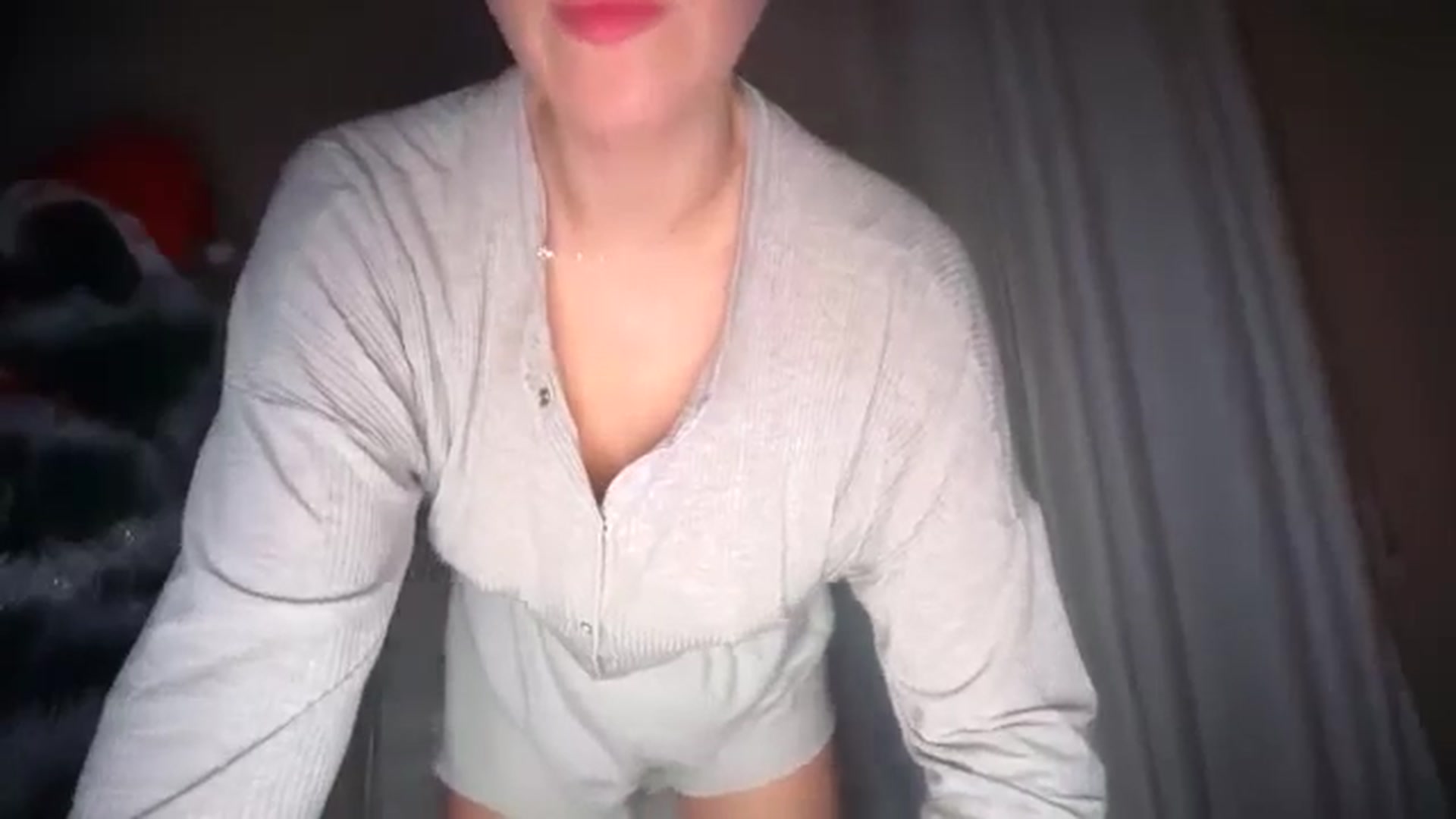Gallery image thumbnail from SkySunFlower's myfreecams stream on, 12/26/2025, 11:18 image 14 of 20