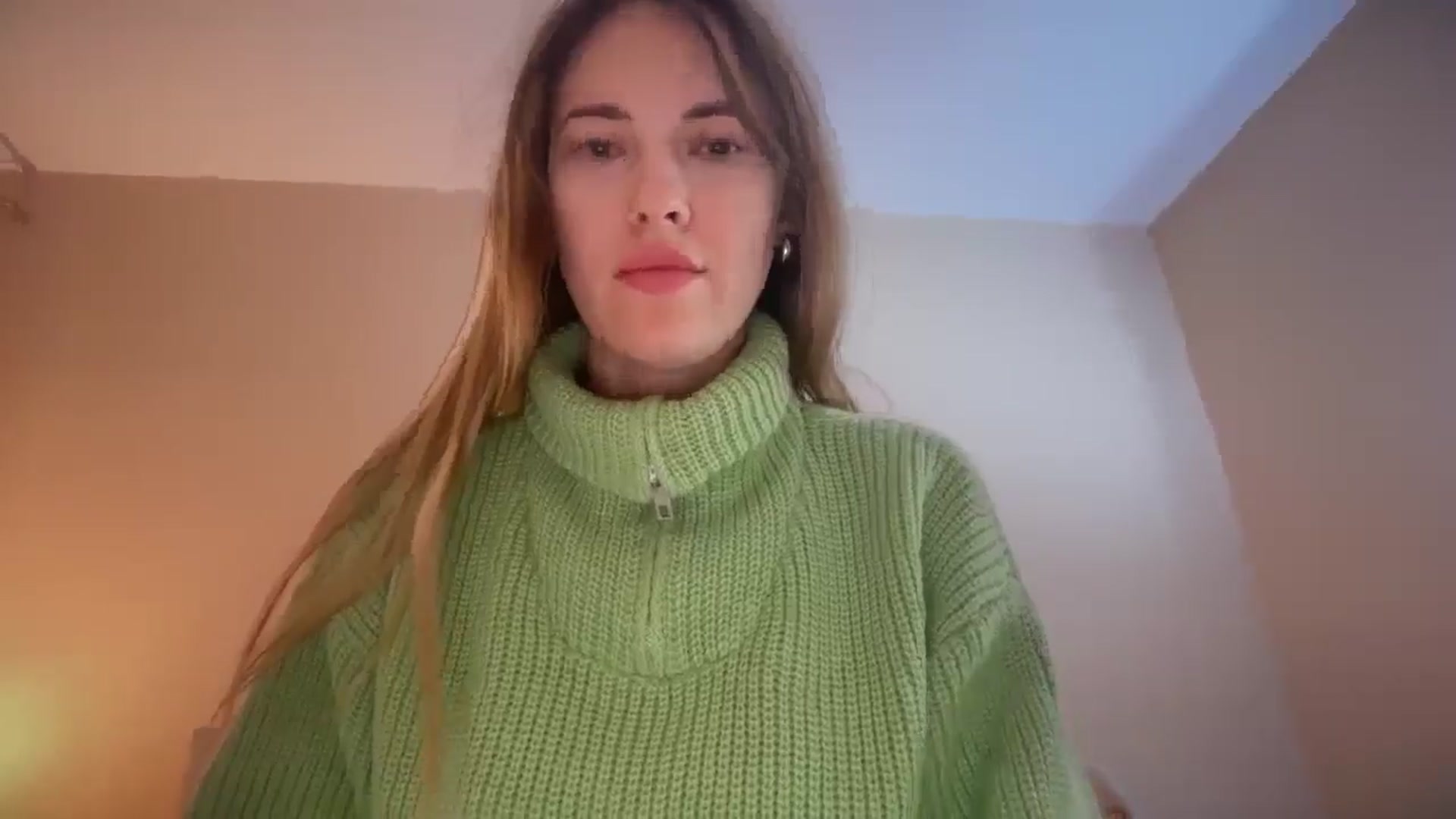 Gallery image thumbnail from SkySunFlower's myfreecams stream on, 12/26/2025, 21:20 image 10 of 20
