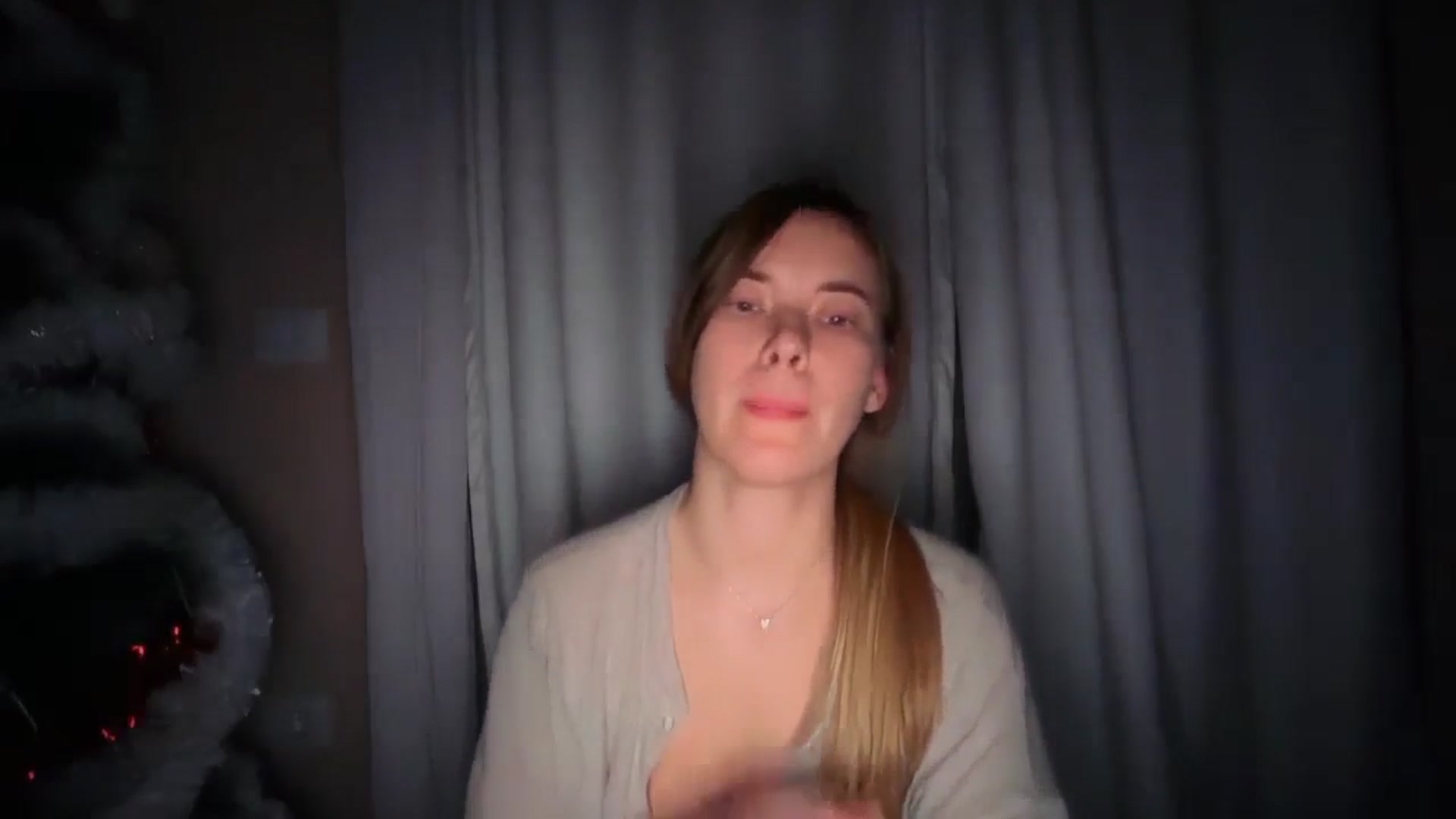 Gallery image thumbnail from SkySunFlower's myfreecams stream on, 12/28/2025, 01:36 image 4 of 20