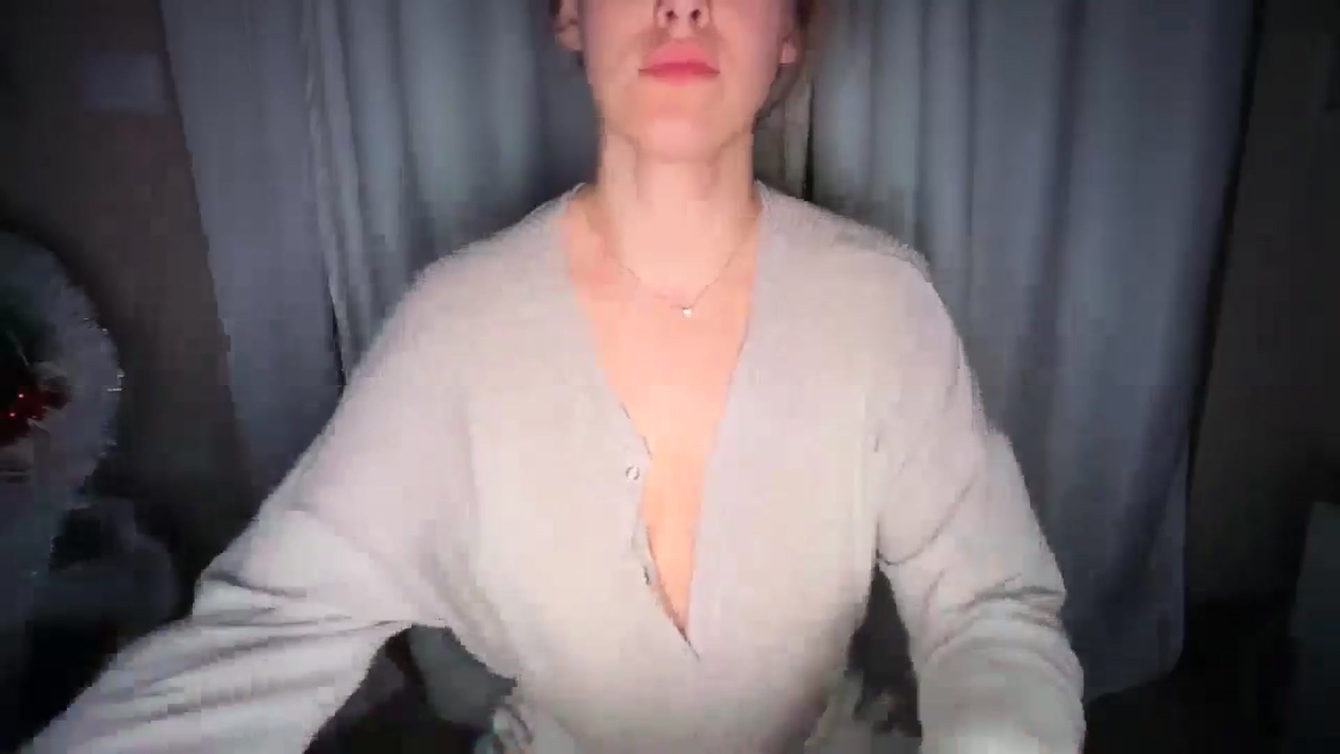 Gallery image thumbnail from SkySunFlower's myfreecams stream on, 12/28/2025, 01:36 image 18 of 20
