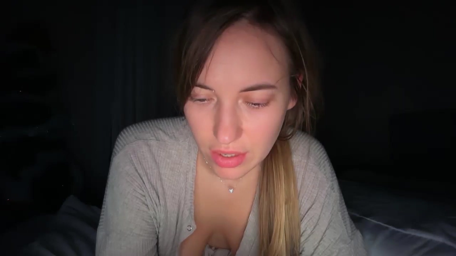 Gallery image thumbnail from SkySunFlower's myfreecams stream on, 12/28/2025, 01:36 image 5 of 20