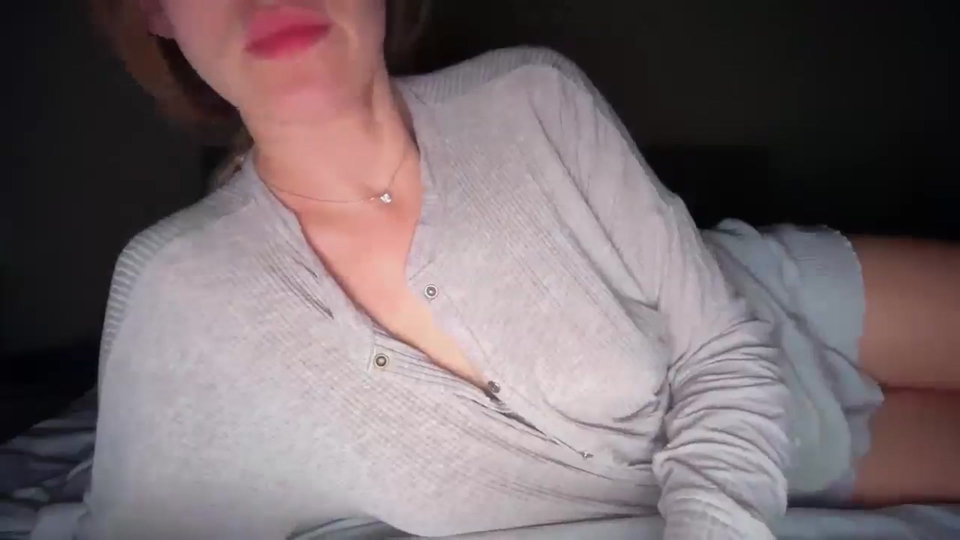 Gallery image thumbnail from SkySunFlower's myfreecams stream on, 12/28/2025, 01:56 image 14 of 20