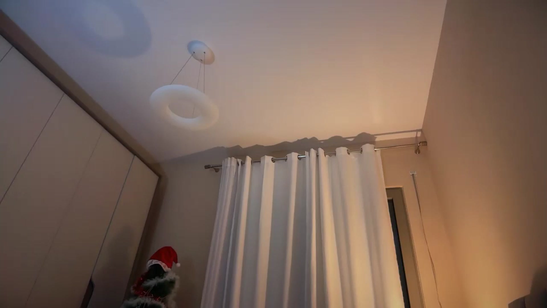 Gallery image thumbnail from SkySunFlower's myfreecams stream on, 12/28/2025, 19:06 image 14 of 20