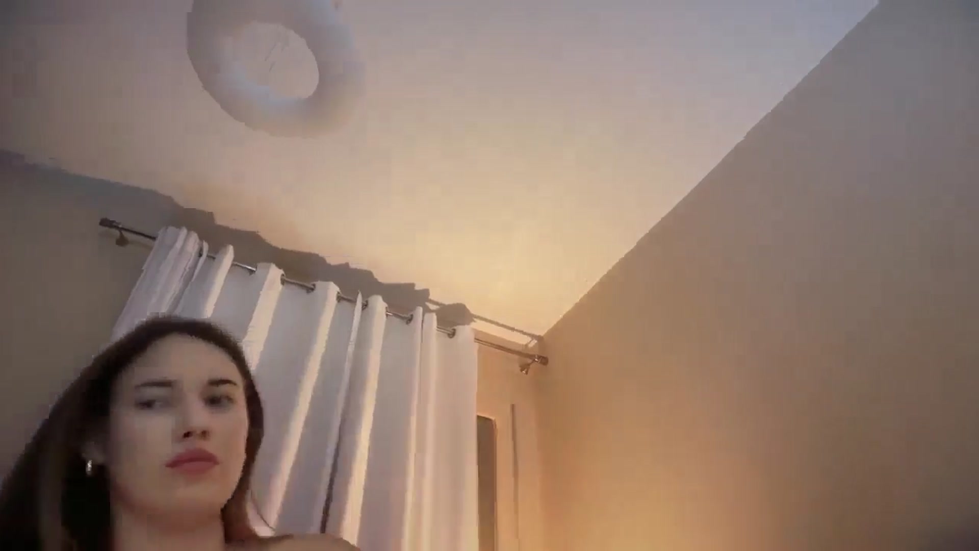Gallery image thumbnail from SkySunFlower's myfreecams stream on, 12/29/2025, 04:18 image 14 of 20