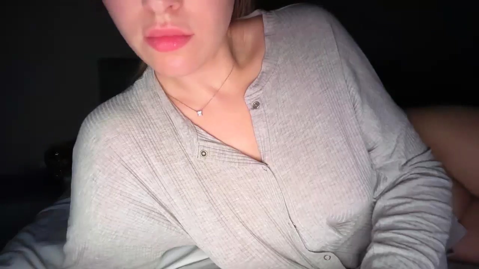 Gallery image thumbnail from SkySunFlower's myfreecams stream on, 12/29/2025, 18:42 image 9 of 20