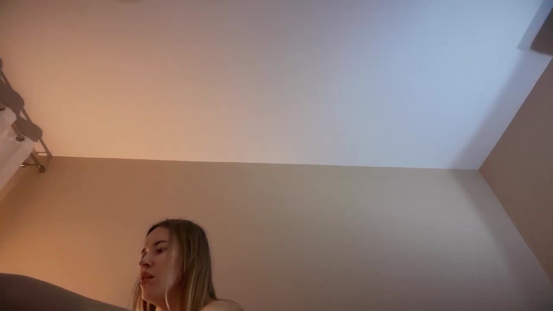 Gallery image thumbnail from SkySunFlower's myfreecams stream on, 12/30/2025, 16:48 image 6 of 20