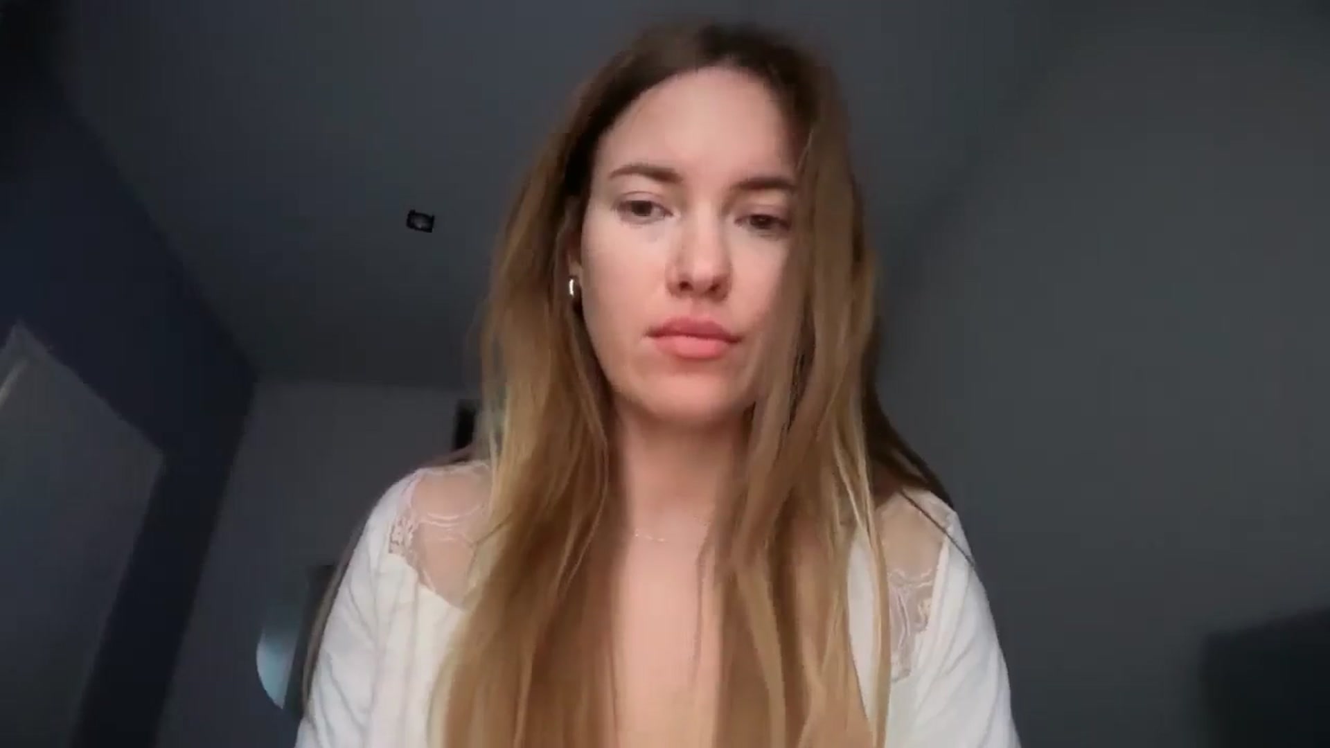 Gallery image thumbnail from SkySunFlower's myfreecams stream on, 12/31/2025, 09:23 image 18 of 20