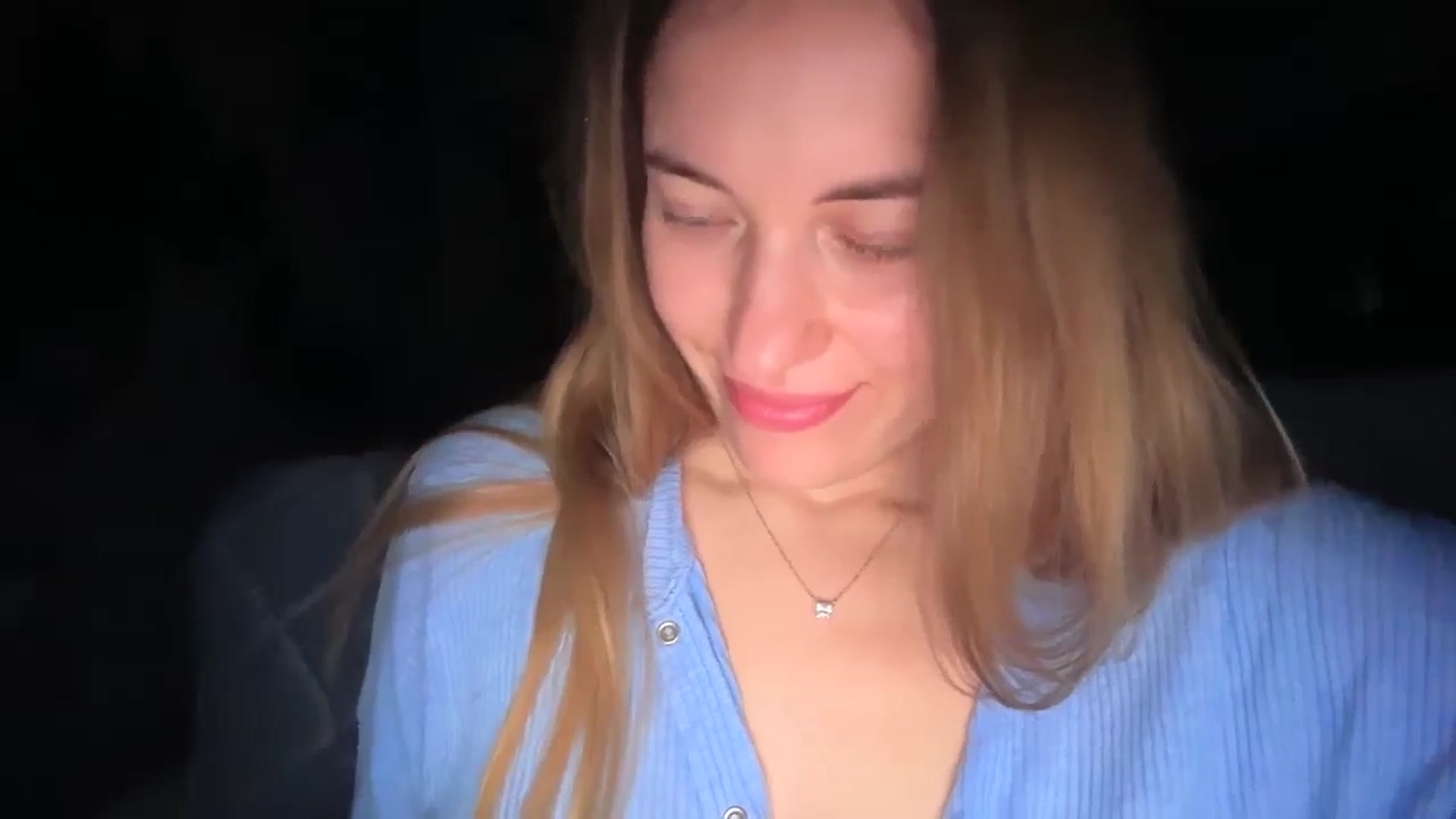 Gallery image thumbnail from SkySunFlower's myfreecams stream on, 01/02/2026, 22:41 image 16 of 20