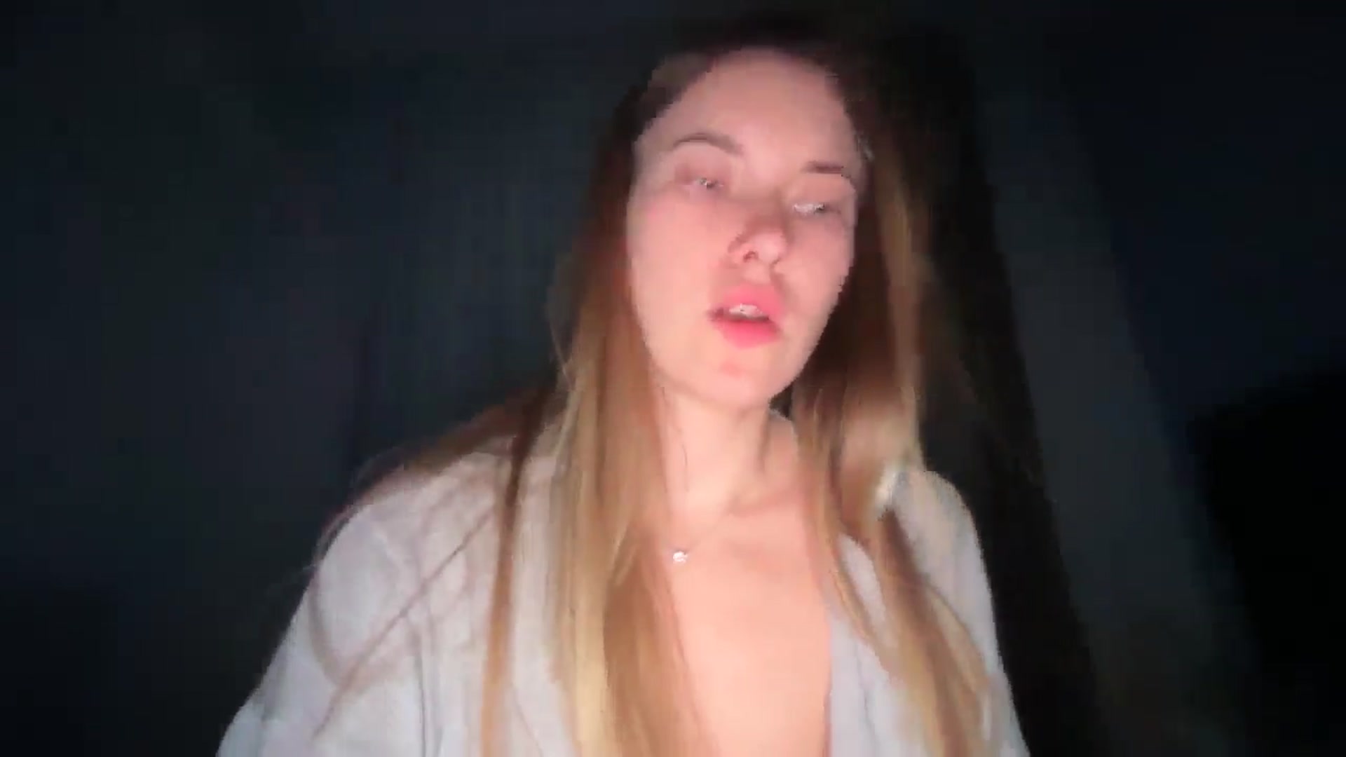 Gallery image thumbnail from SkySunFlower's myfreecams stream on, 01/07/2026, 04:14 image 9 of 20