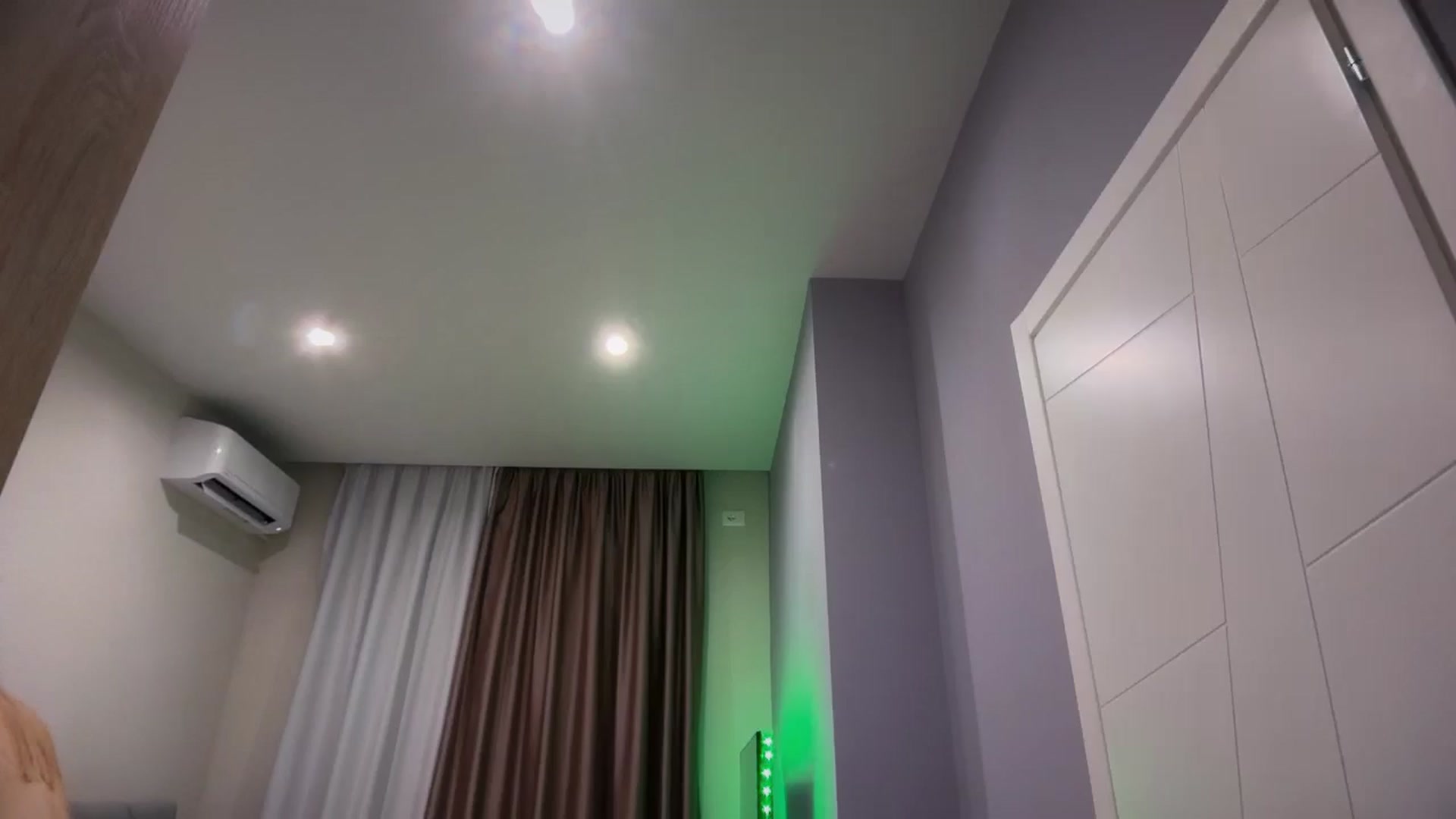 Gallery image thumbnail from SkySunFlower's myfreecams stream on, 01/09/2026, 24:03 image 2 of 20