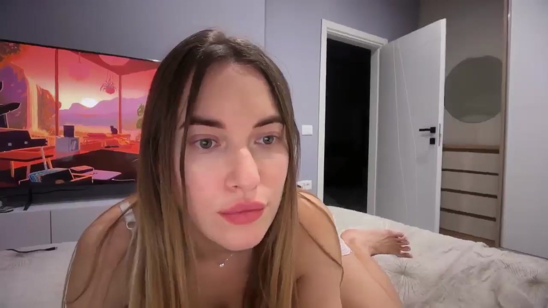 Gallery image thumbnail from SkySunFlower's myfreecams stream on, 01/10/2026, 24:32 image 18 of 20