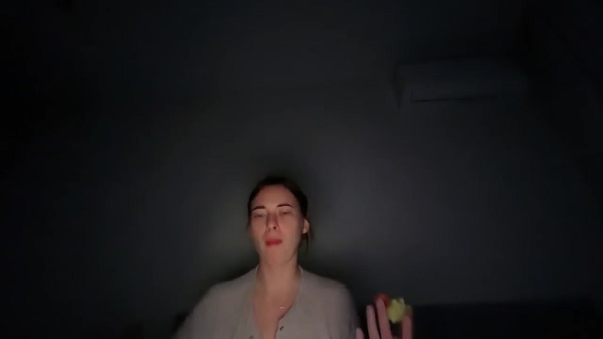 Gallery image thumbnail from SkySunFlower's myfreecams stream on, 01/10/2026, 02:33 image 2 of 20