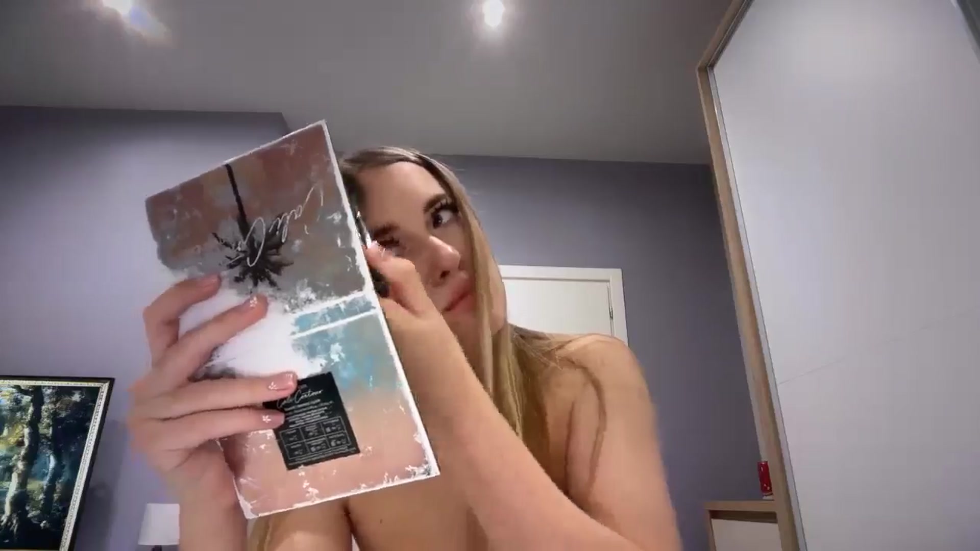Gallery image thumbnail from SkySunFlower's myfreecams stream on, 01/10/2026, 18:27 image 19 of 20