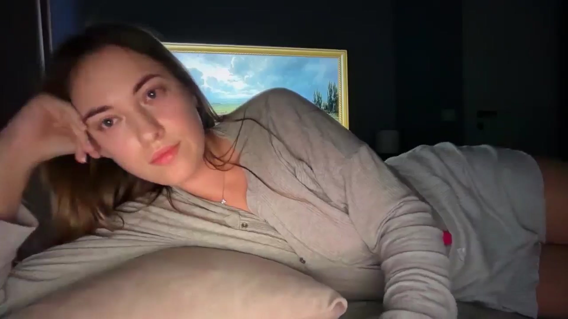 Gallery image thumbnail from SkySunFlower's myfreecams stream on, 01/11/2026, 09:40 image 15 of 20