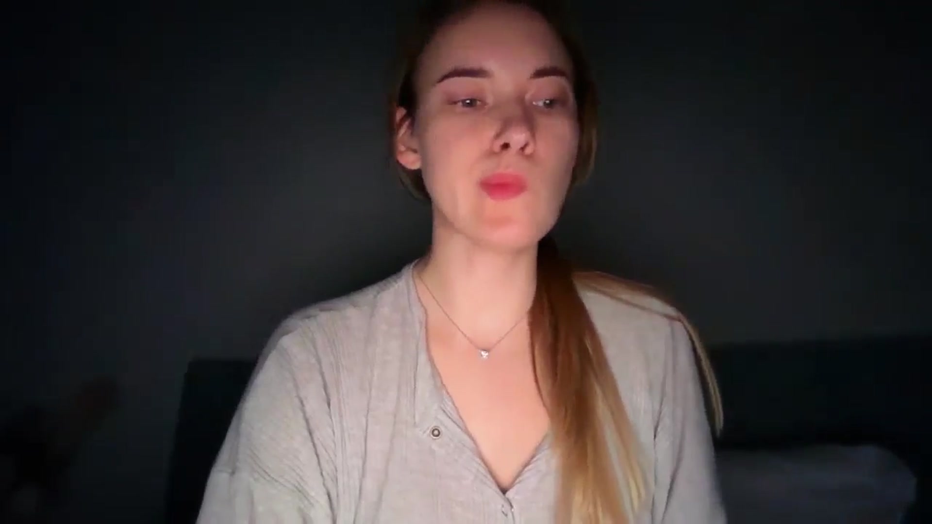 Gallery image thumbnail from SkySunFlower's myfreecams stream on, 01/11/2026, 15:25 image 8 of 20