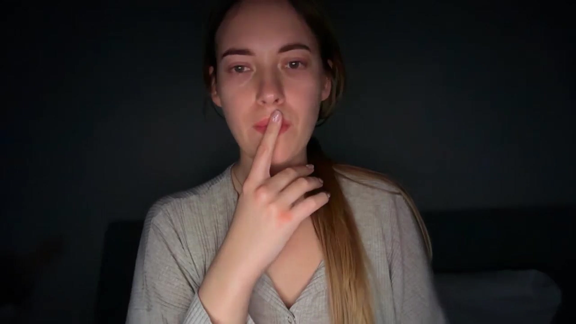 Gallery image thumbnail from SkySunFlower's myfreecams stream on, 01/11/2026, 15:25 image 7 of 20