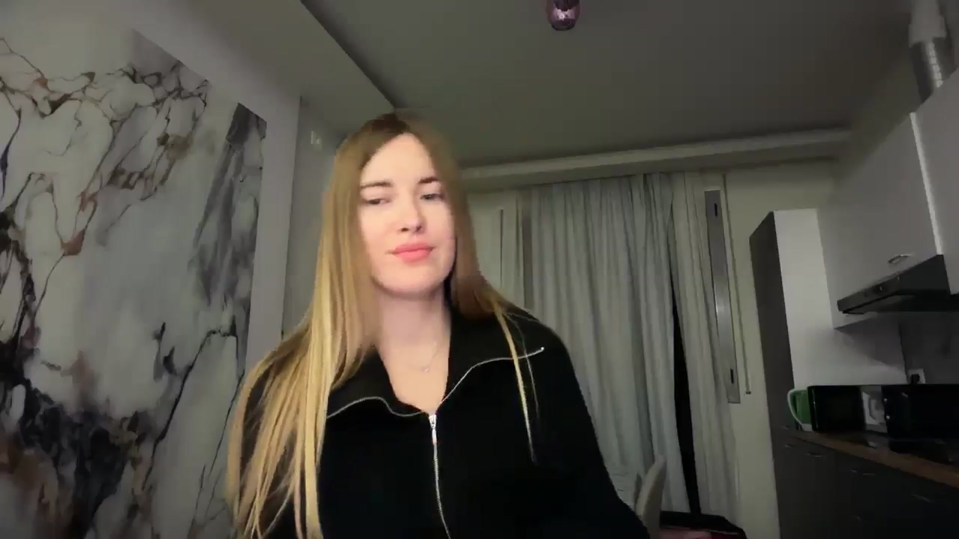 Gallery image thumbnail from SkySunFlower's myfreecams stream on, 01/12/2026, 04:39 image 11 of 20