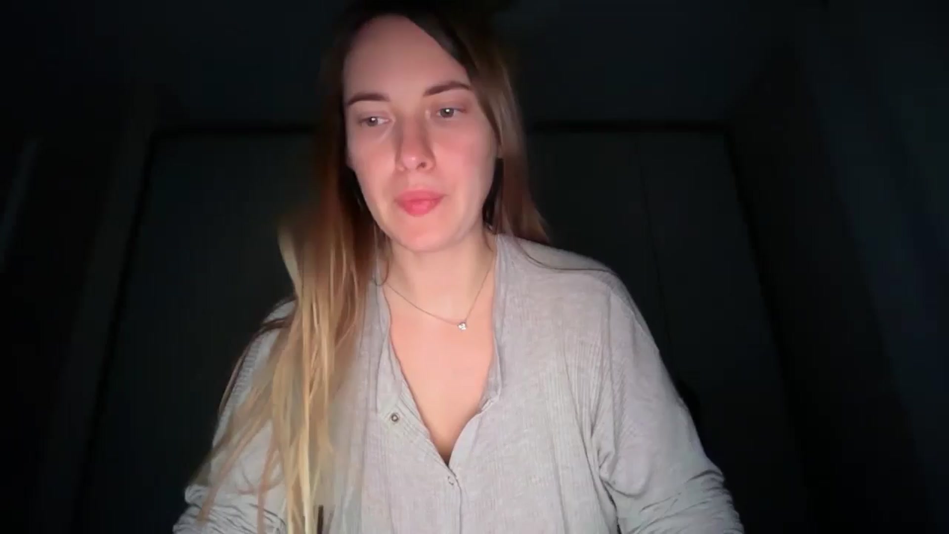 Gallery image thumbnail from SkySunFlower's myfreecams stream on, 01/13/2026, 04:28 image 1 of 20