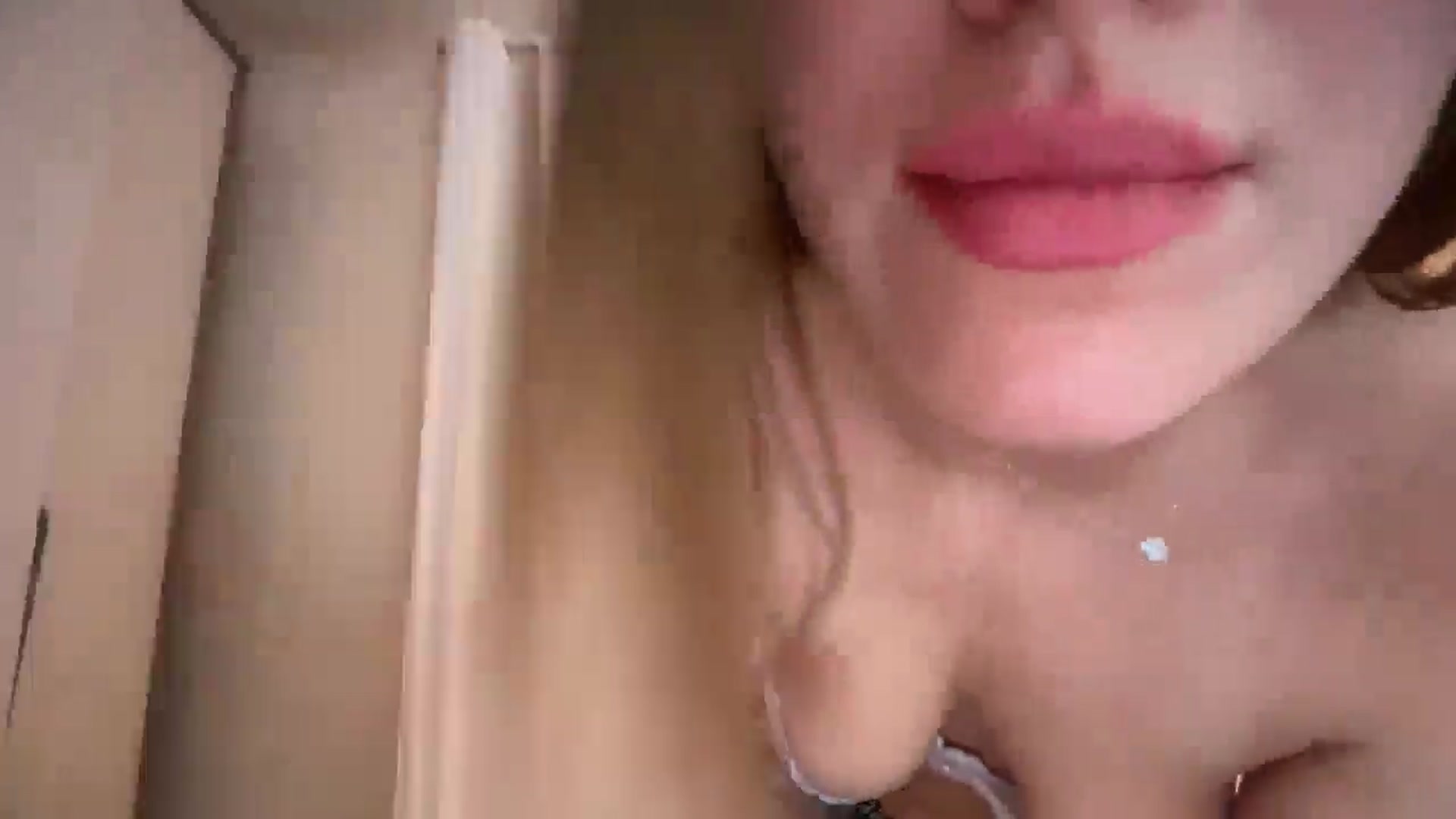 Gallery image thumbnail from SkySunFlower's myfreecams stream on, 01/17/2026, 03:19 image 3 of 20