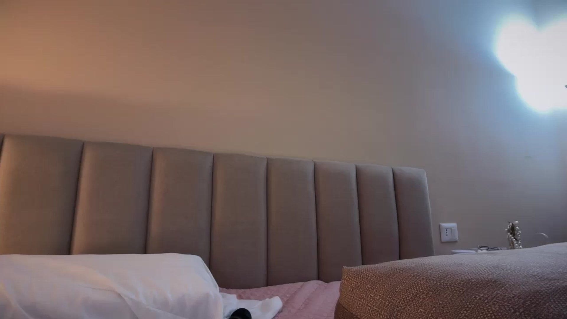 Gallery image thumbnail from SkySunFlower's myfreecams stream on, 01/23/2026, 16:07 image 18 of 20
