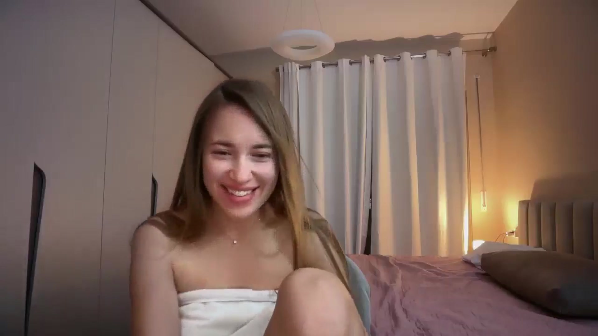 Gallery image thumbnail from SkySunFlower's myfreecams stream on, 01/26/2026, 02:55 image 7 of 20