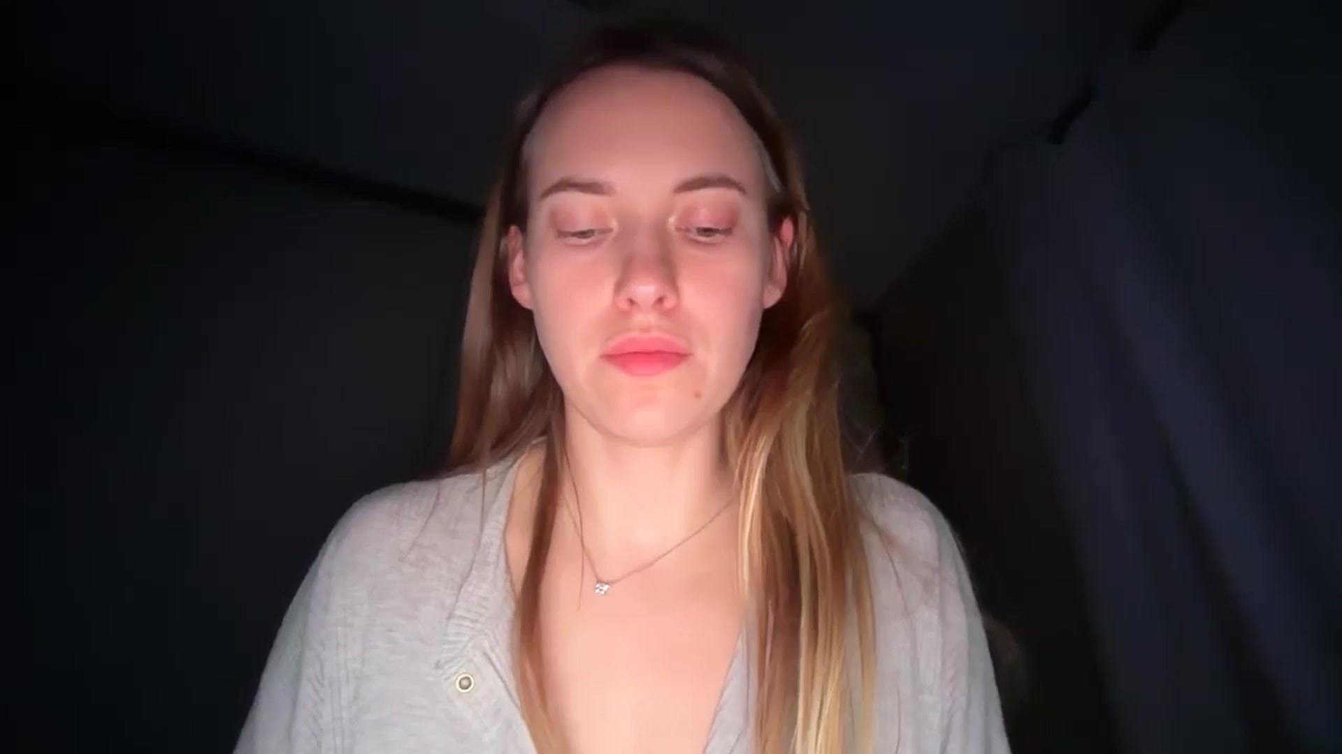 Gallery image thumbnail from SkySunFlower's myfreecams stream on, 01/27/2026, 03:13 image 12 of 20