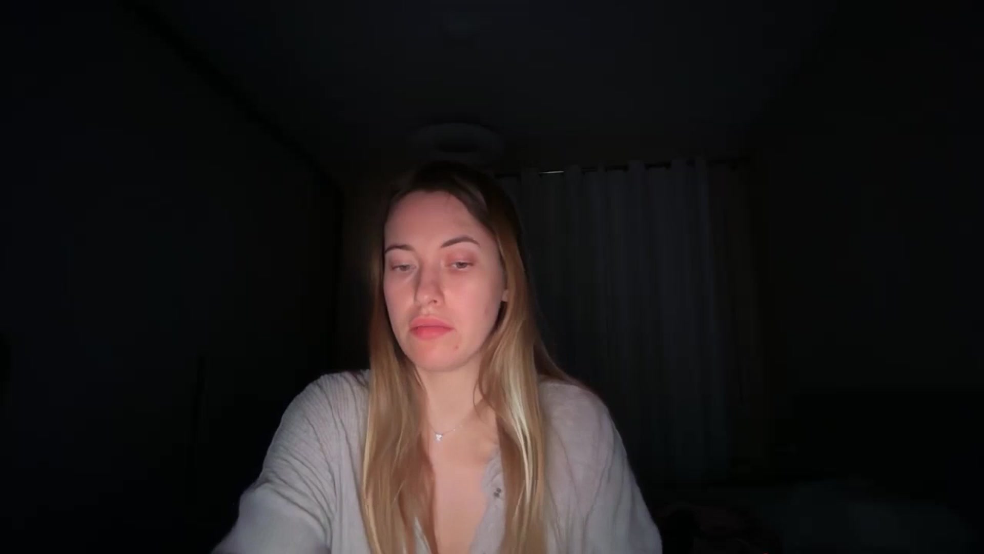Gallery image thumbnail from SkySunFlower's myfreecams stream on, 01/27/2026, 03:13 image 3 of 20