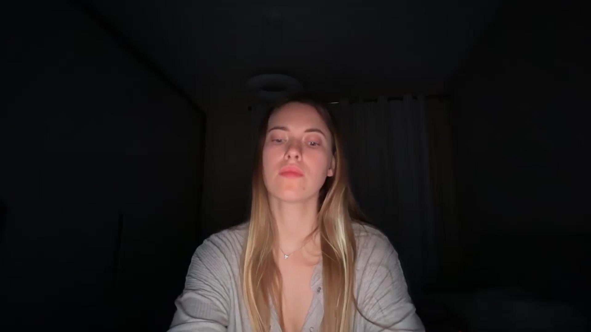 Gallery image thumbnail from SkySunFlower's myfreecams stream on, 01/27/2026, 03:13 image 1 of 20