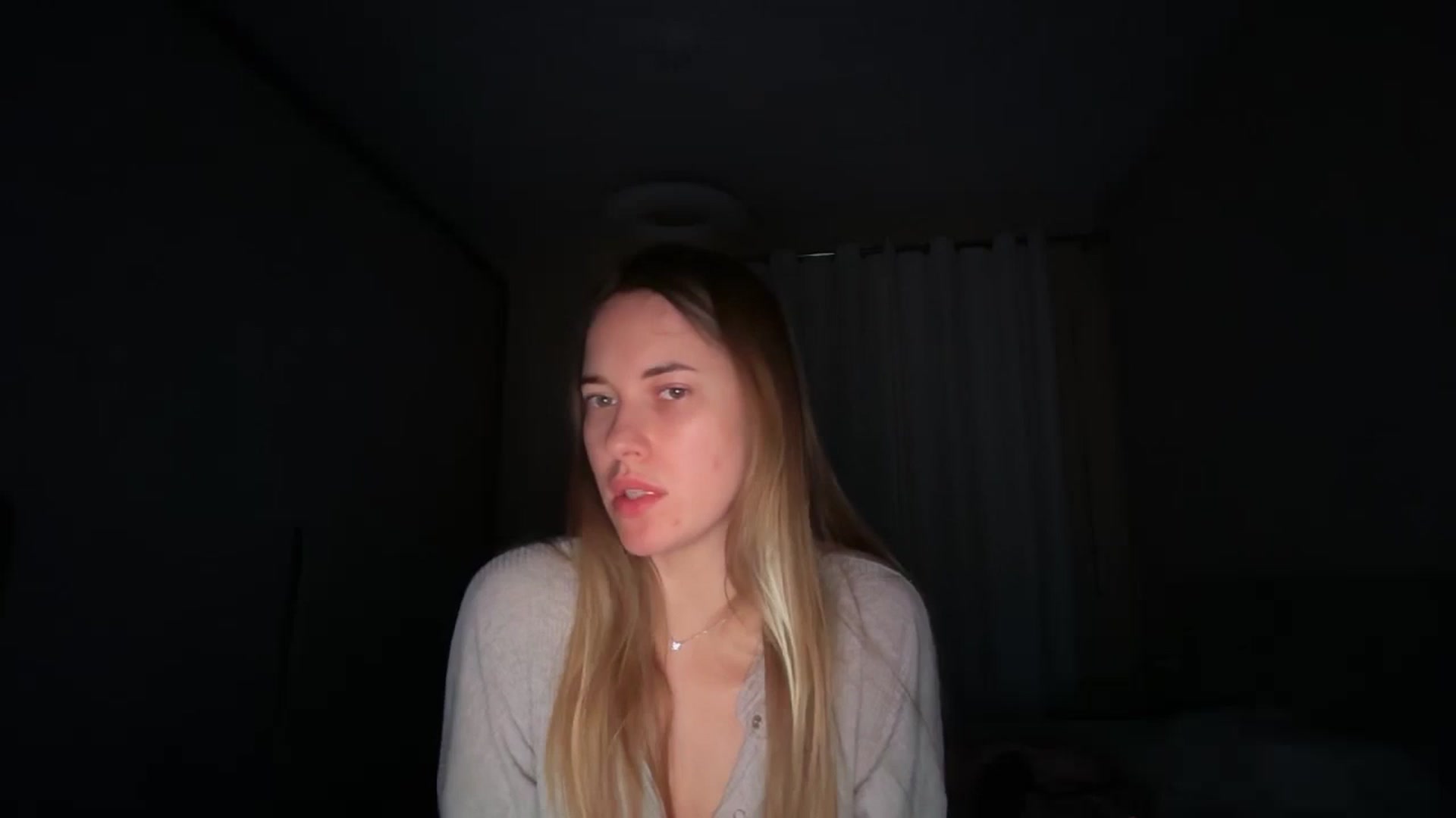 Gallery image thumbnail from SkySunFlower's myfreecams stream on, 01/27/2026, 03:13 image 2 of 20