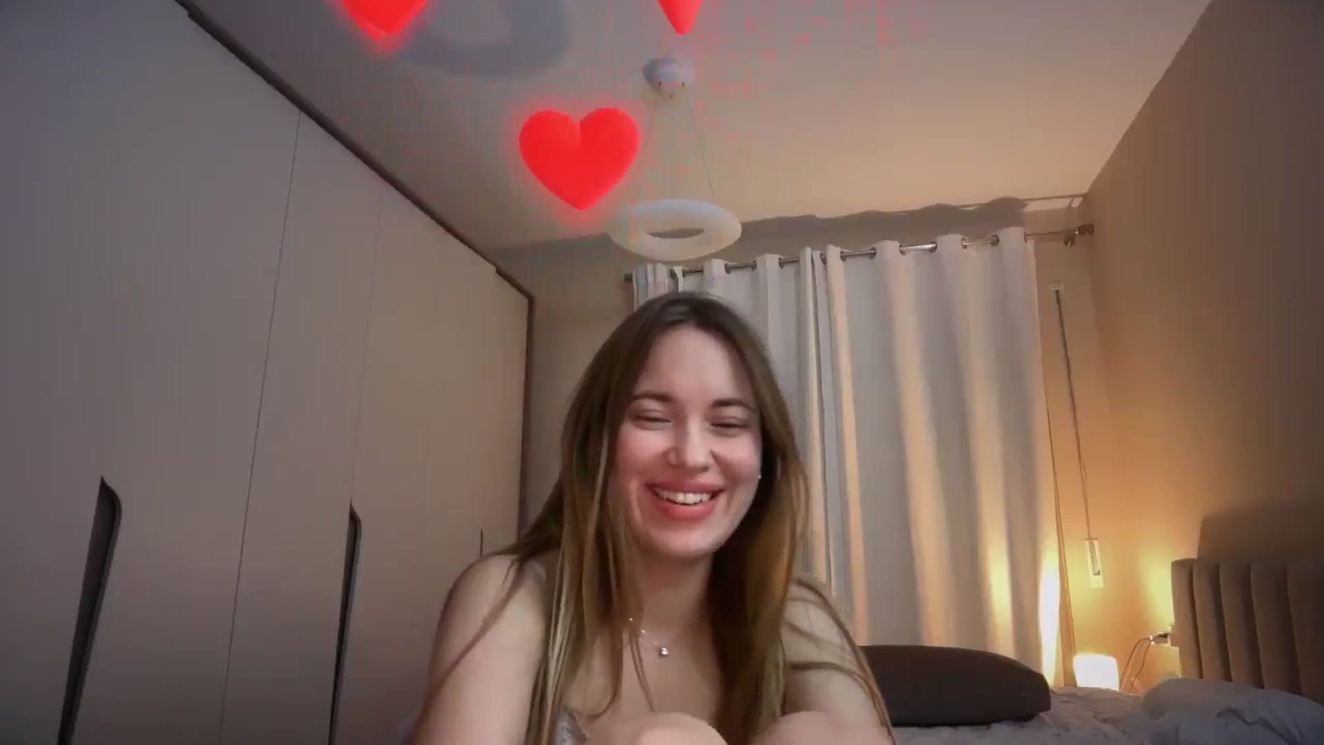 Gallery image thumbnail from SkySunFlower's myfreecams stream on, 01/29/2026, 04:15 image 12 of 20