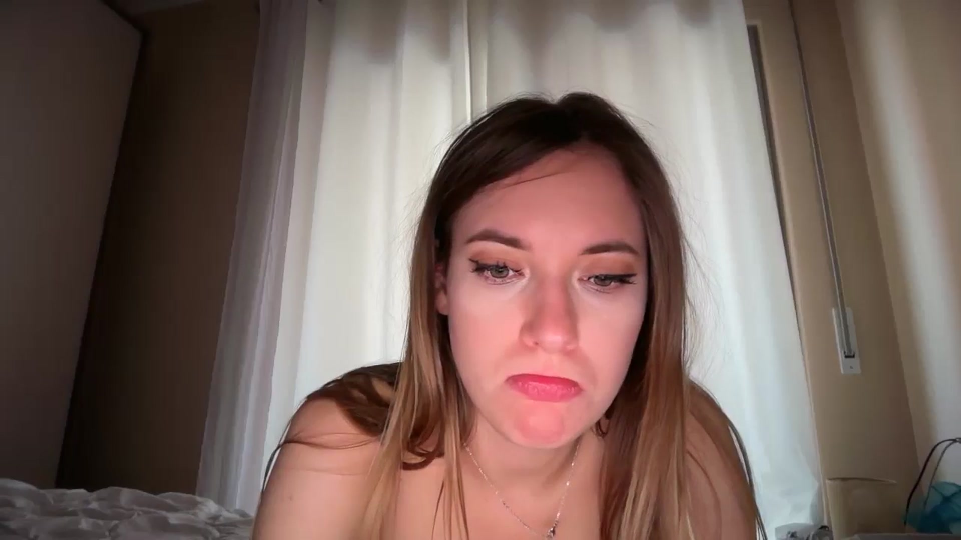Gallery image thumbnail from SkySunFlower's myfreecams stream on, 02/01/2026, 08:47 image 2 of 20