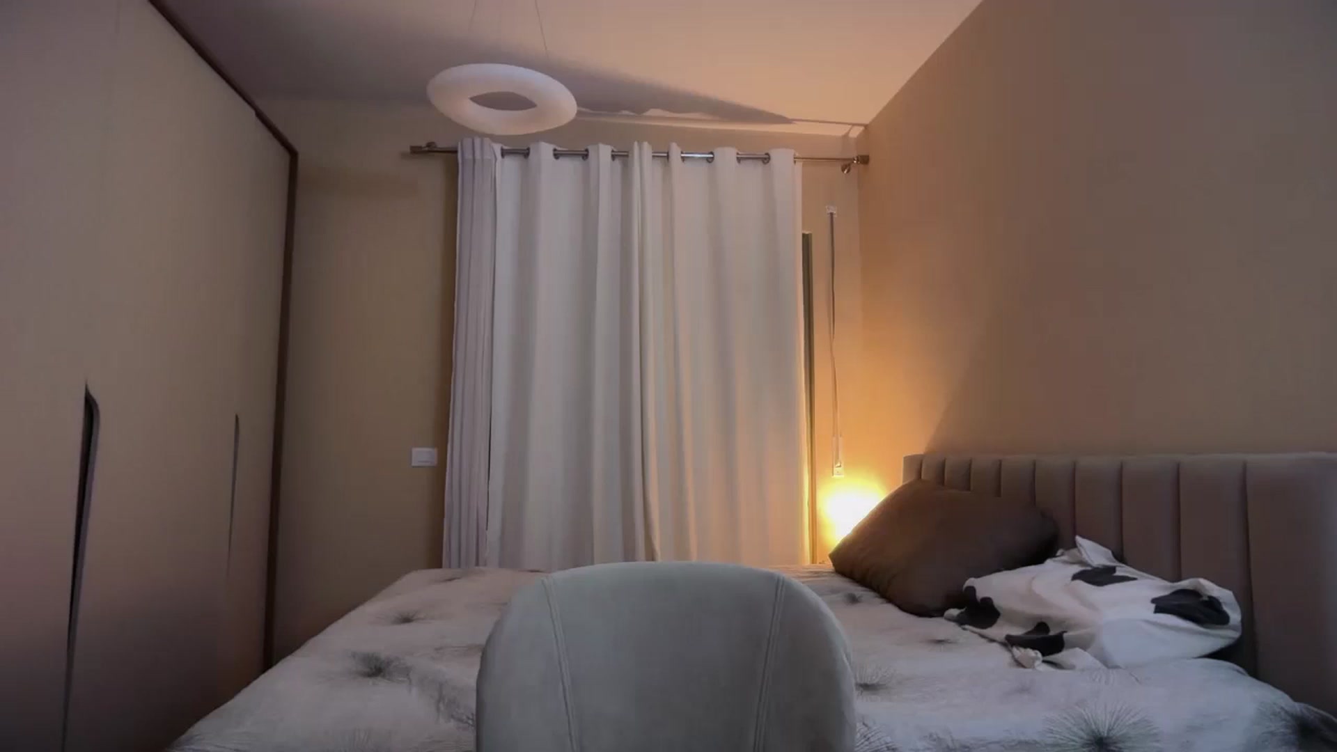 Gallery image thumbnail from SkySunFlower's myfreecams stream on, 03/01/2026, 23:14 image 16 of 20