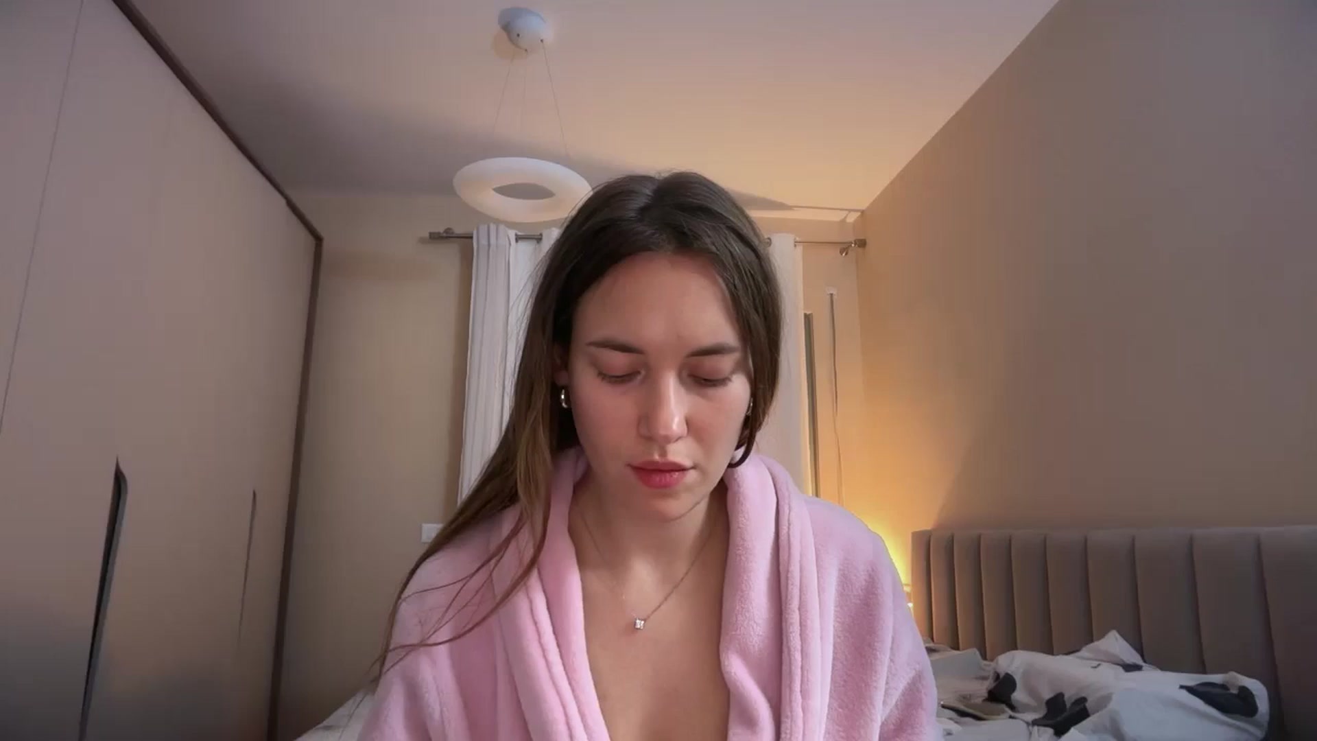 Gallery image thumbnail from SkySunFlower's myfreecams stream on, 03/02/2026, 06:23 image 1 of 20
