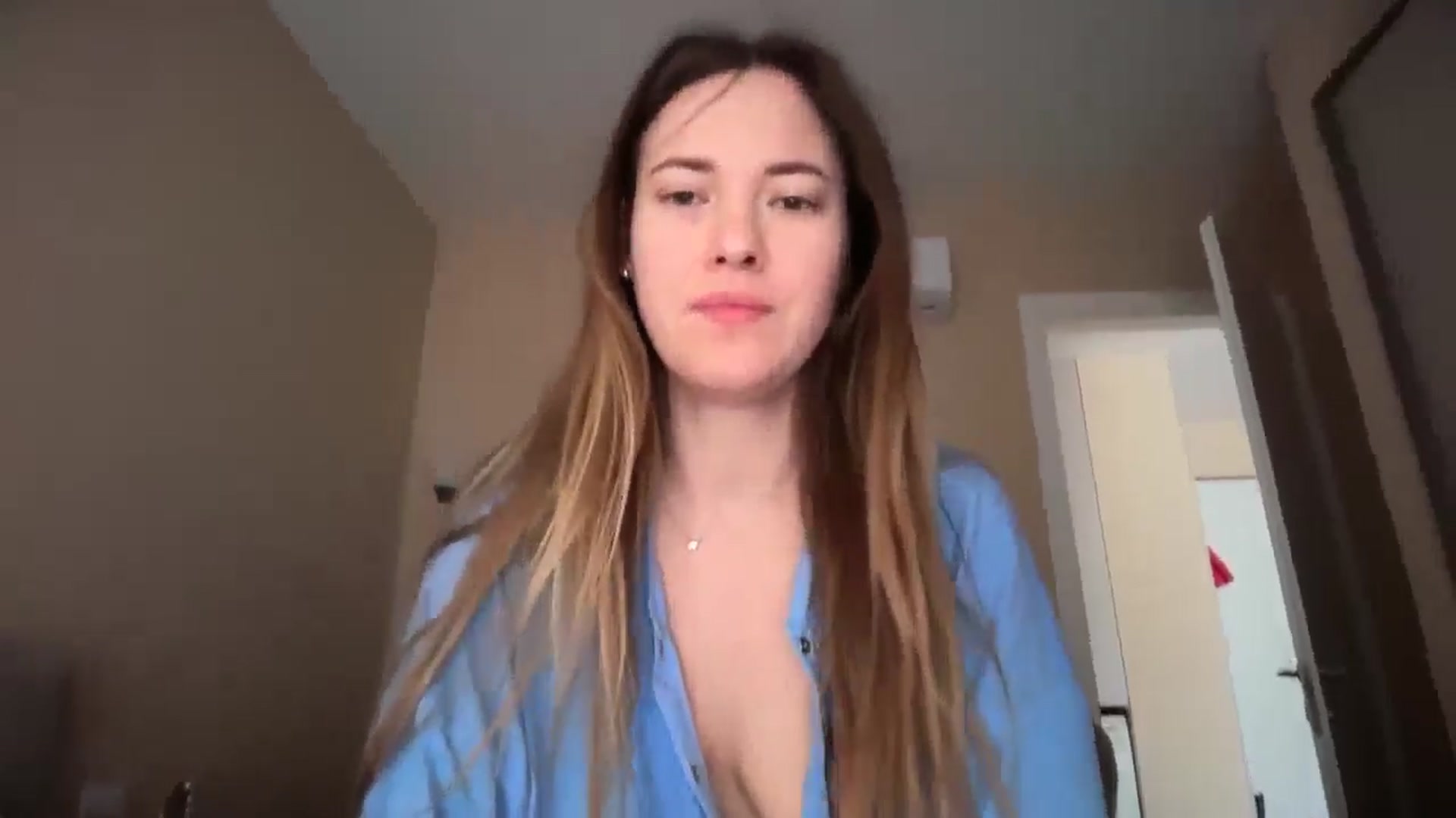 Gallery image thumbnail from SkySunFlower's myfreecams stream on, 03/03/2026, 15:03 image 20 of 20