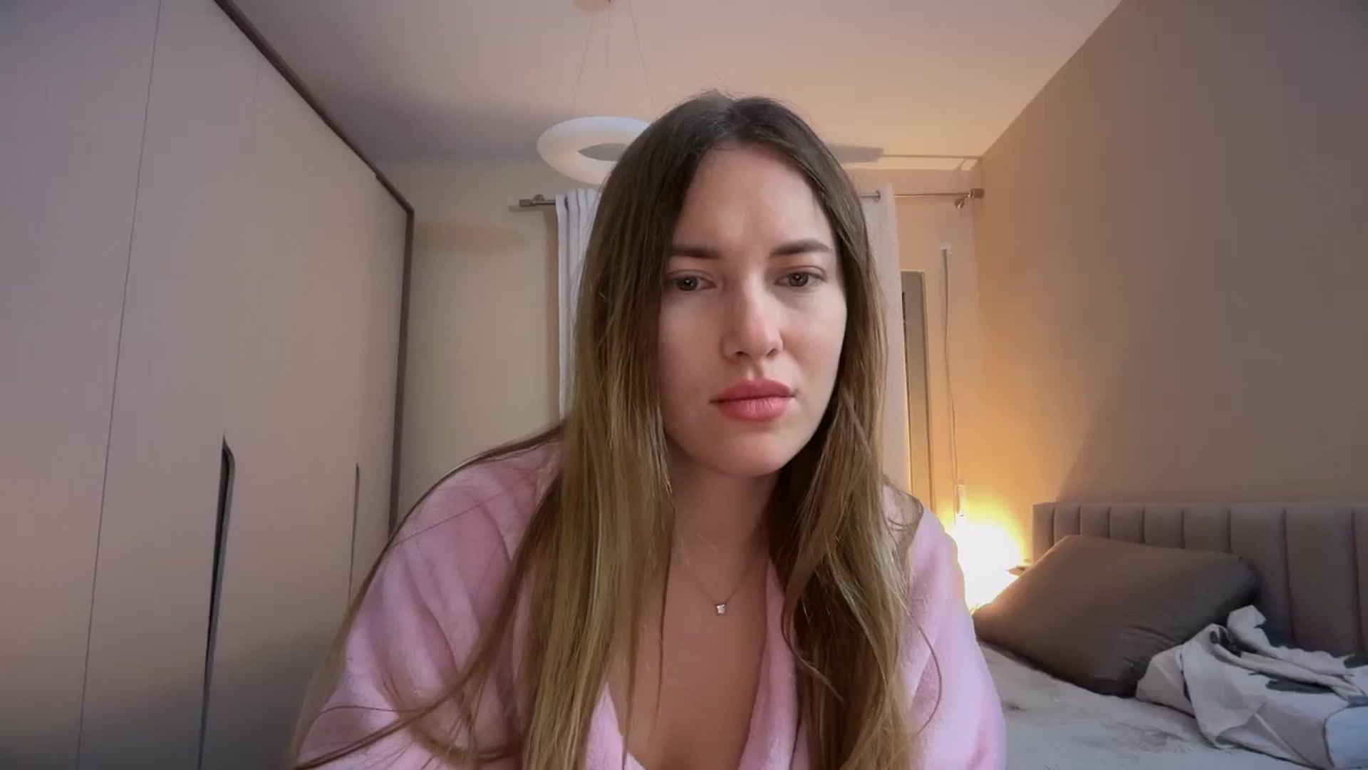 Gallery image thumbnail from SkySunFlower's myfreecams stream on, 03/05/2026, 21:08 image 2 of 20