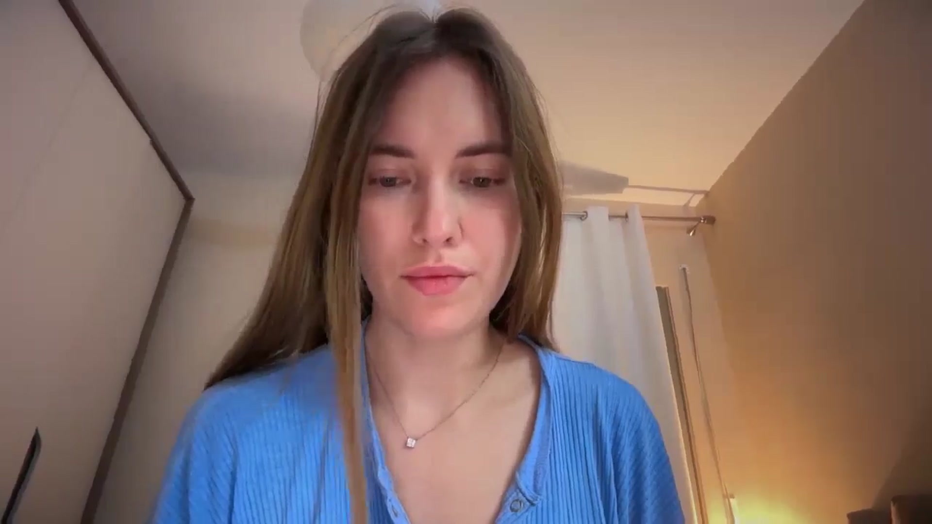 Gallery image thumbnail from SkySunFlower's myfreecams stream on, 03/09/2026, 03:52 image 13 of 20