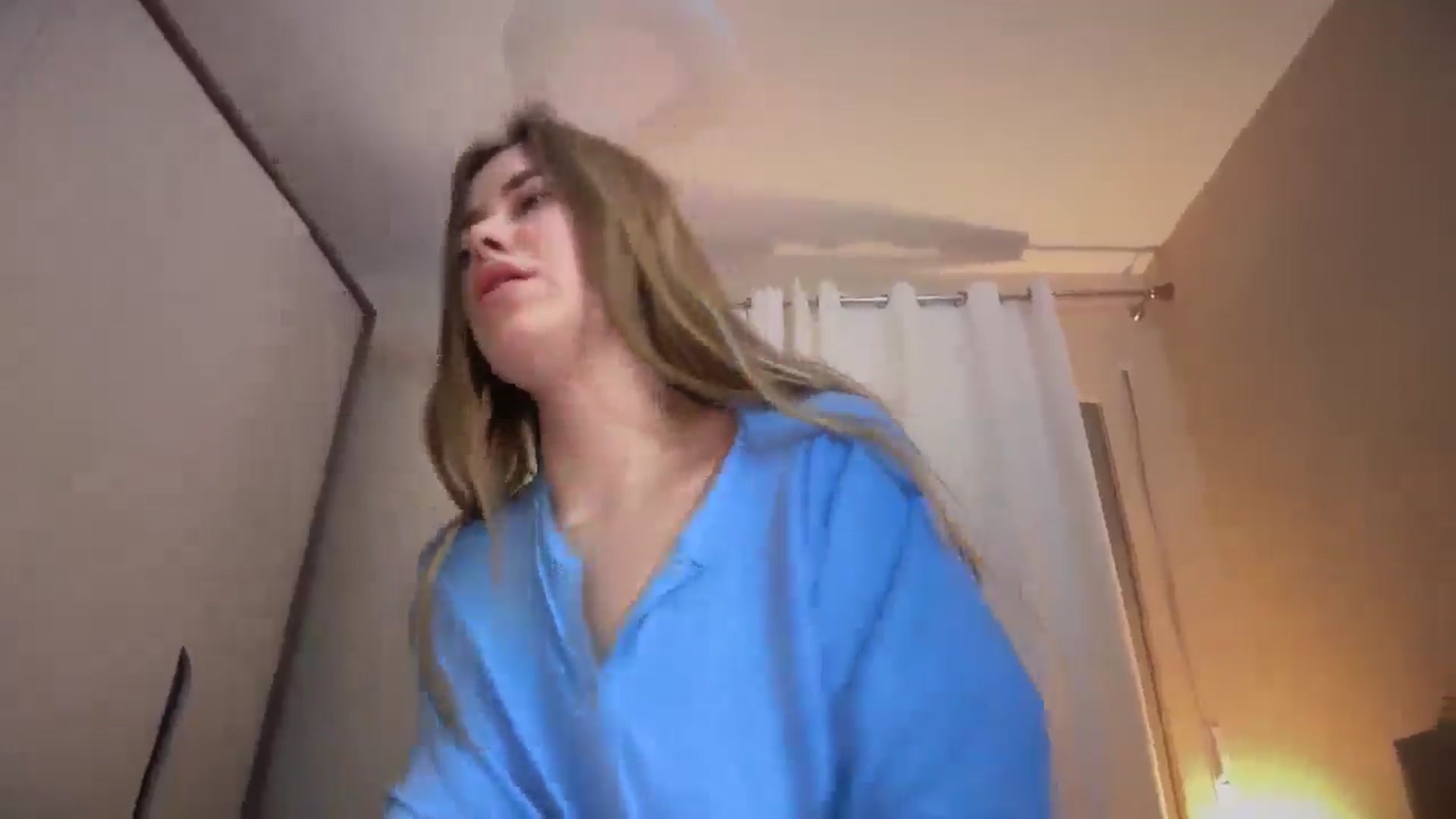 Gallery image thumbnail from SkySunFlower's myfreecams stream on, 03/09/2026, 03:52 image 16 of 20