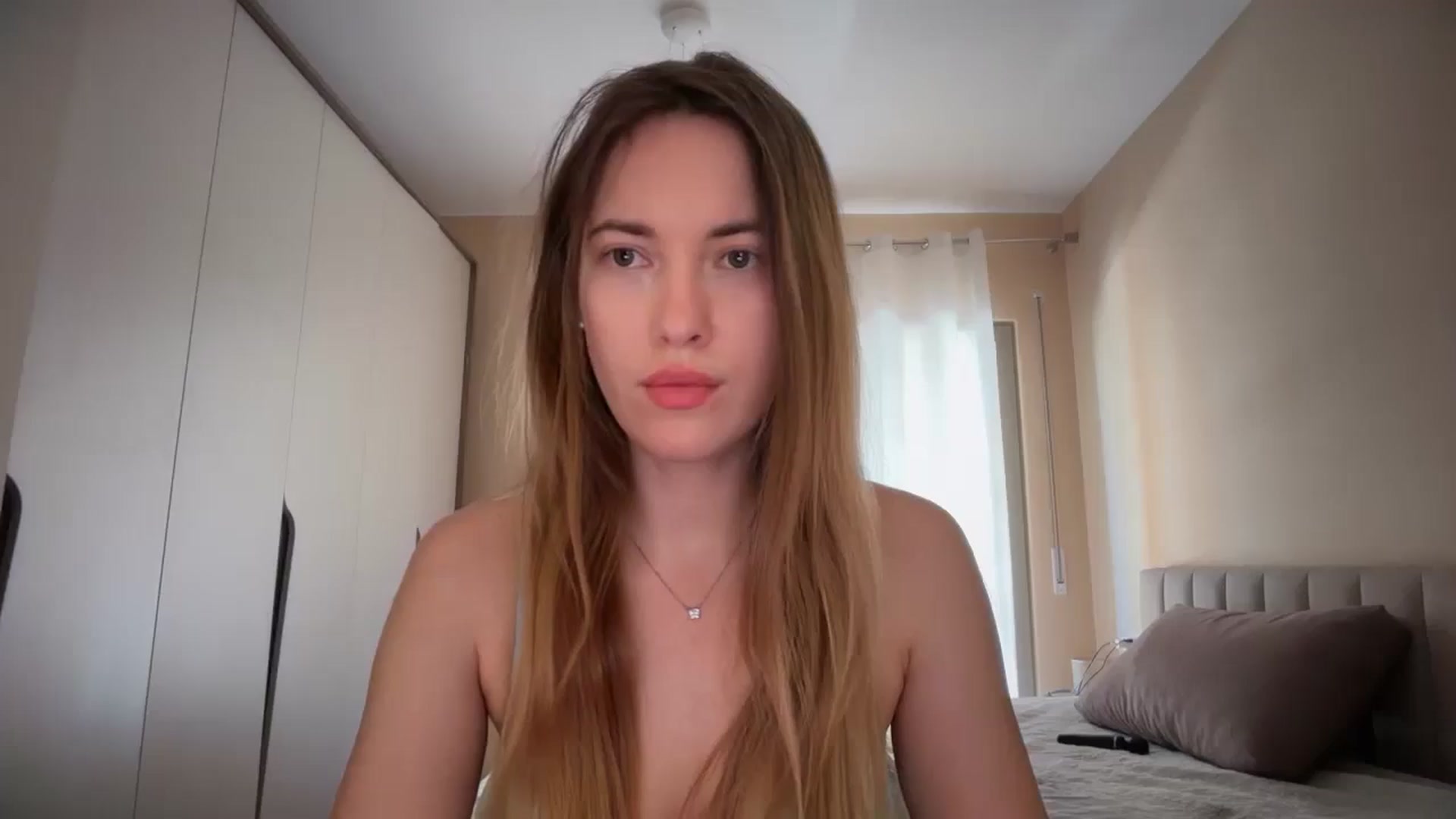 Gallery image thumbnail from SkySunFlower's myfreecams stream on, 03/10/2026, 09:57 image 1 of 20