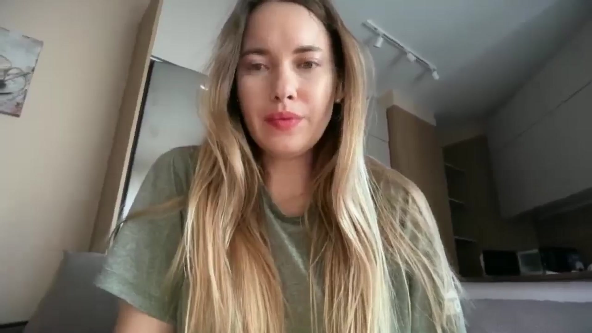Gallery image thumbnail from SkySunFlower's myfreecams stream on, 03/13/2026, 14:57 image 6 of 20