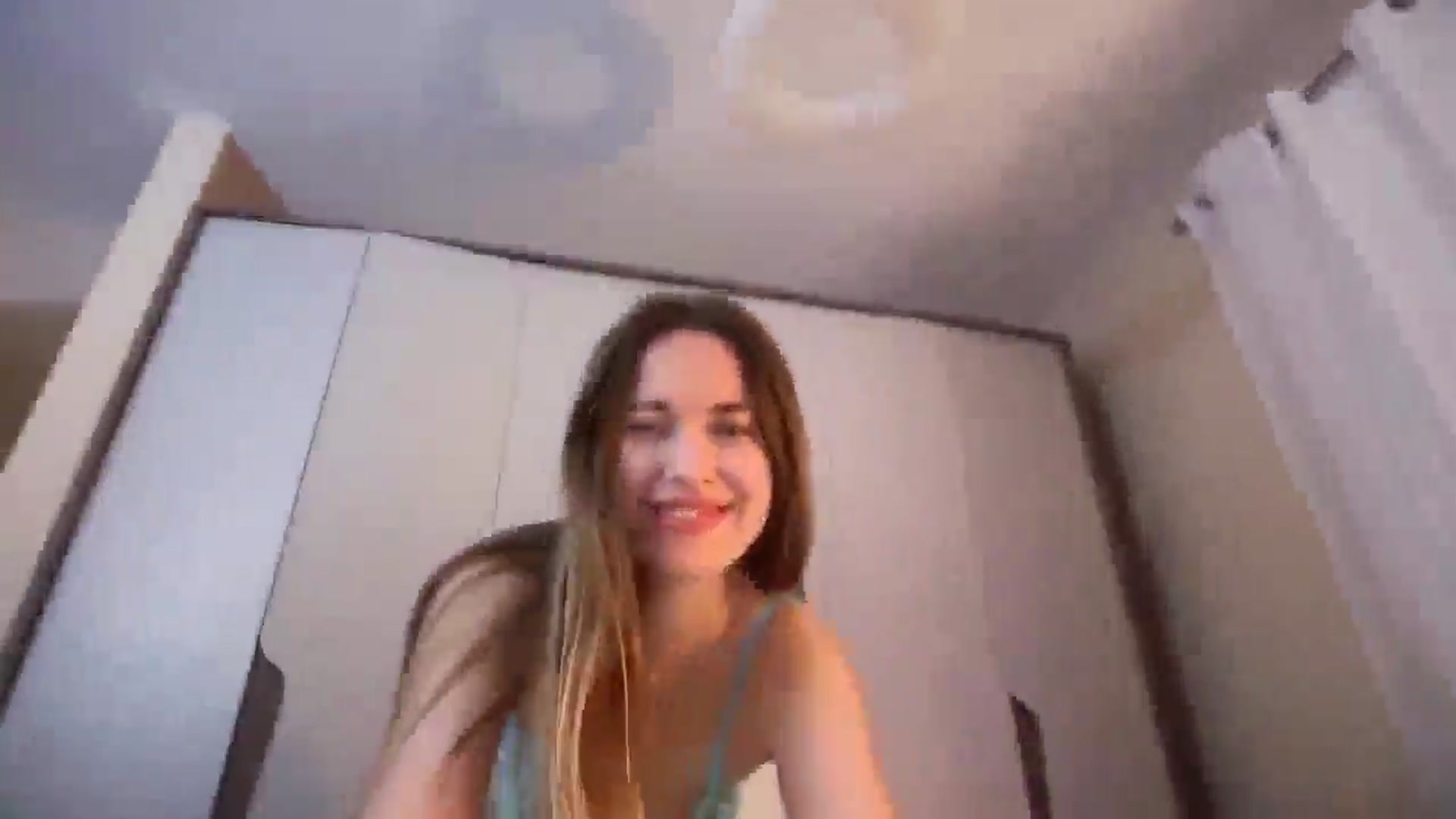 Gallery image thumbnail from SkySunFlower's myfreecams stream on, 03/13/2026, 22:35 image 14 of 20
