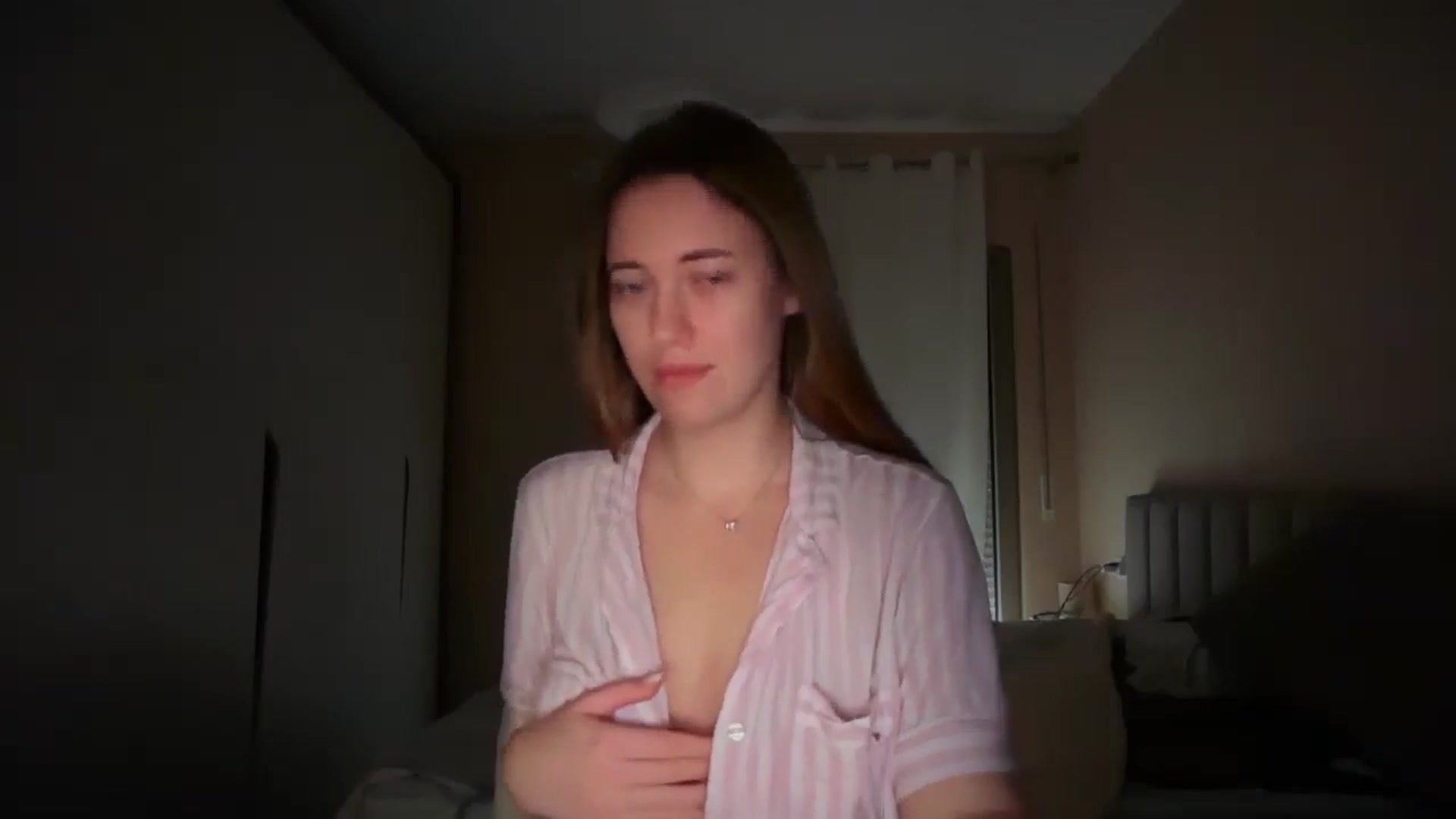 Gallery image thumbnail from SkySunFlower's myfreecams stream on, 03/26/2026, 14:14 image 7 of 20