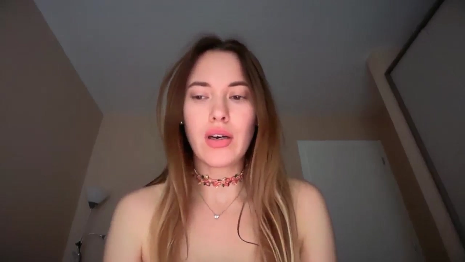 Gallery image thumbnail from SkySunFlower's myfreecams stream on, 03/27/2026, 06:13 image 8 of 20