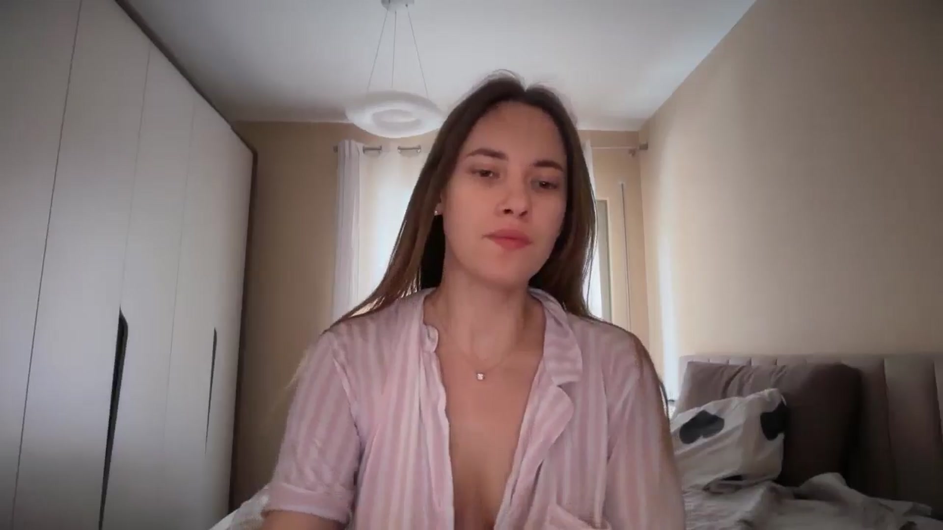 Gallery image thumbnail from SkySunFlower's myfreecams stream on, 03/28/2026, 12:48 image 19 of 20